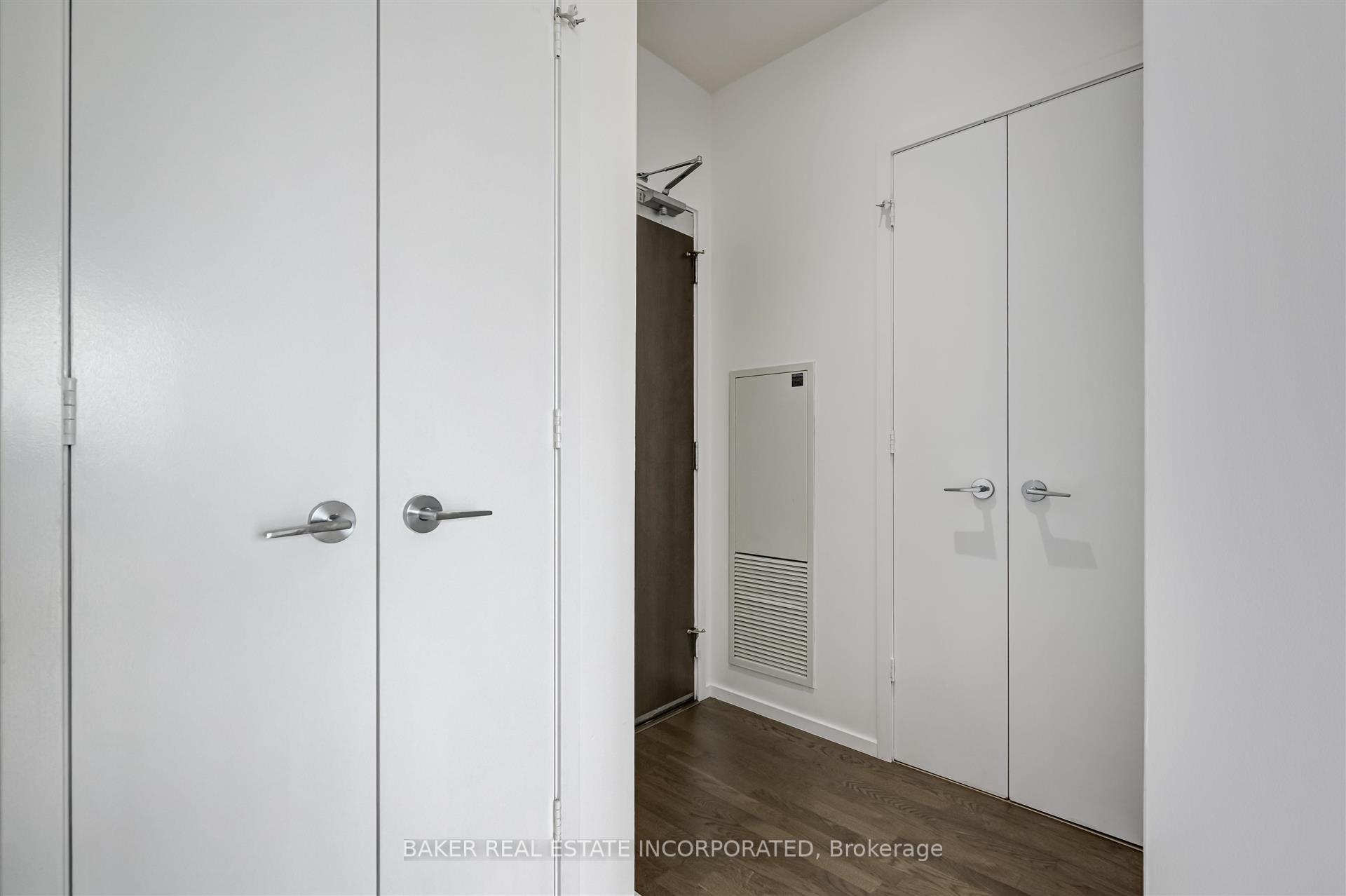 Photo 8 of Unit 4803, 101 Charles Street E, Toronto, Church-Yonge Corridor — HOMEH