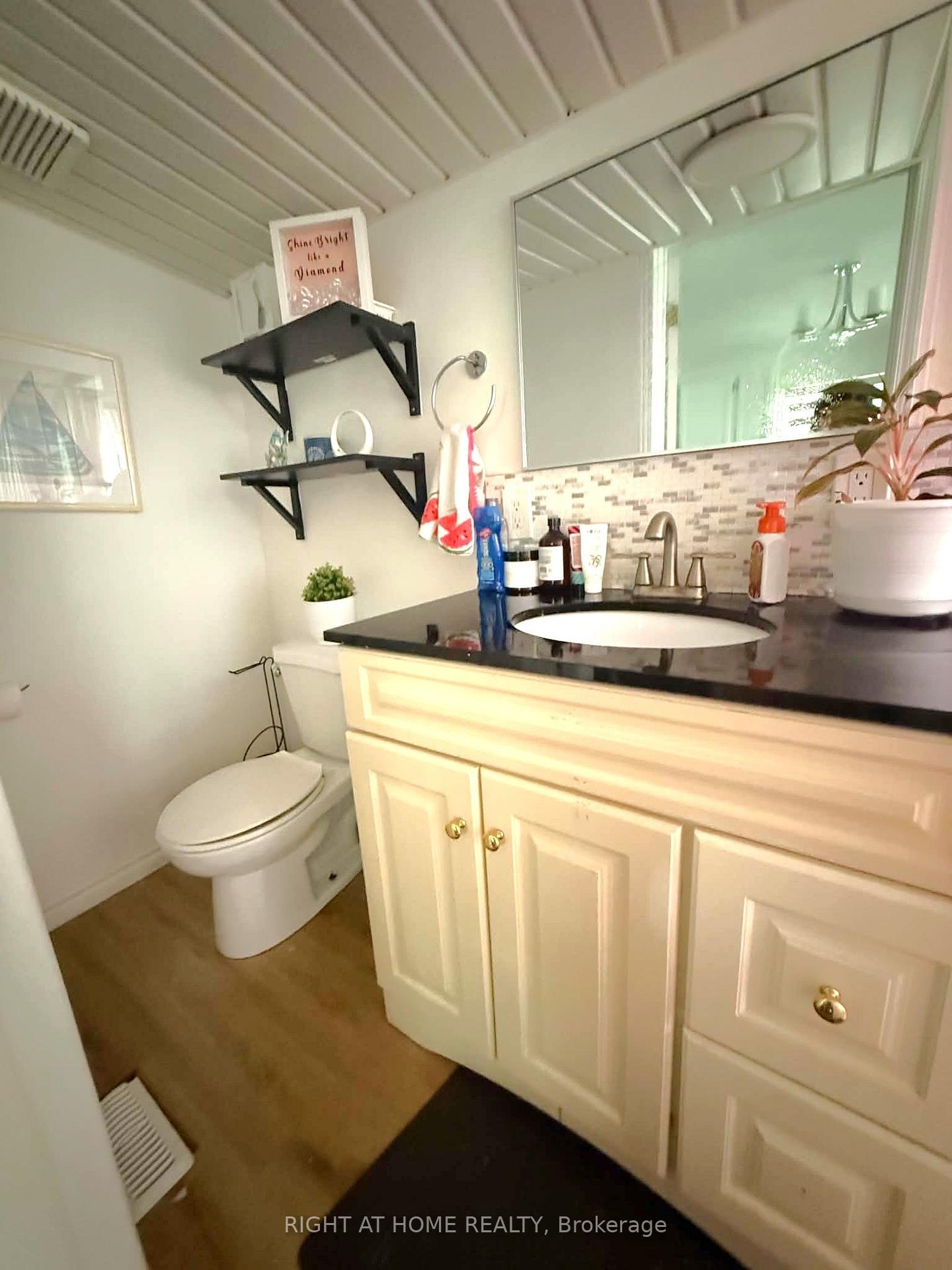 Photo 10 of 226 Albert Street, Oshawa, Central — HOMEH