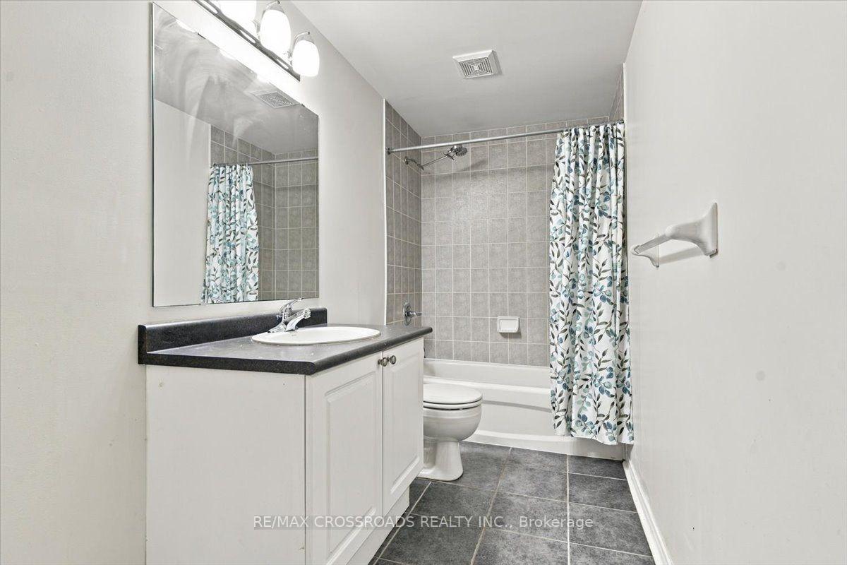 Photo 25 of 1220 Langley Circle, Oshawa, Pinecrest — HOMEH