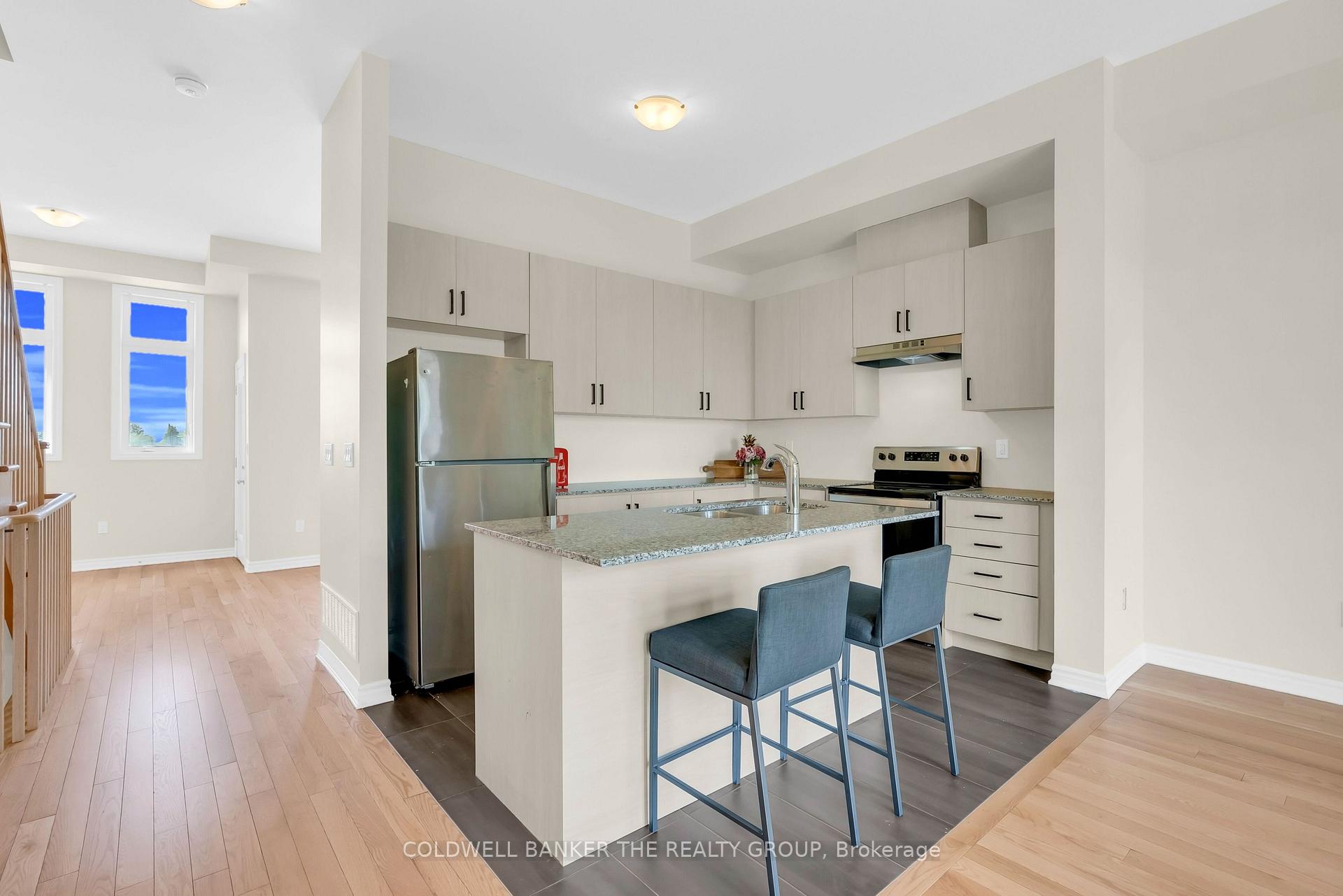 Photo 15 of 24 Wascana Road, Vaughan, Elder Mills — HOMEH