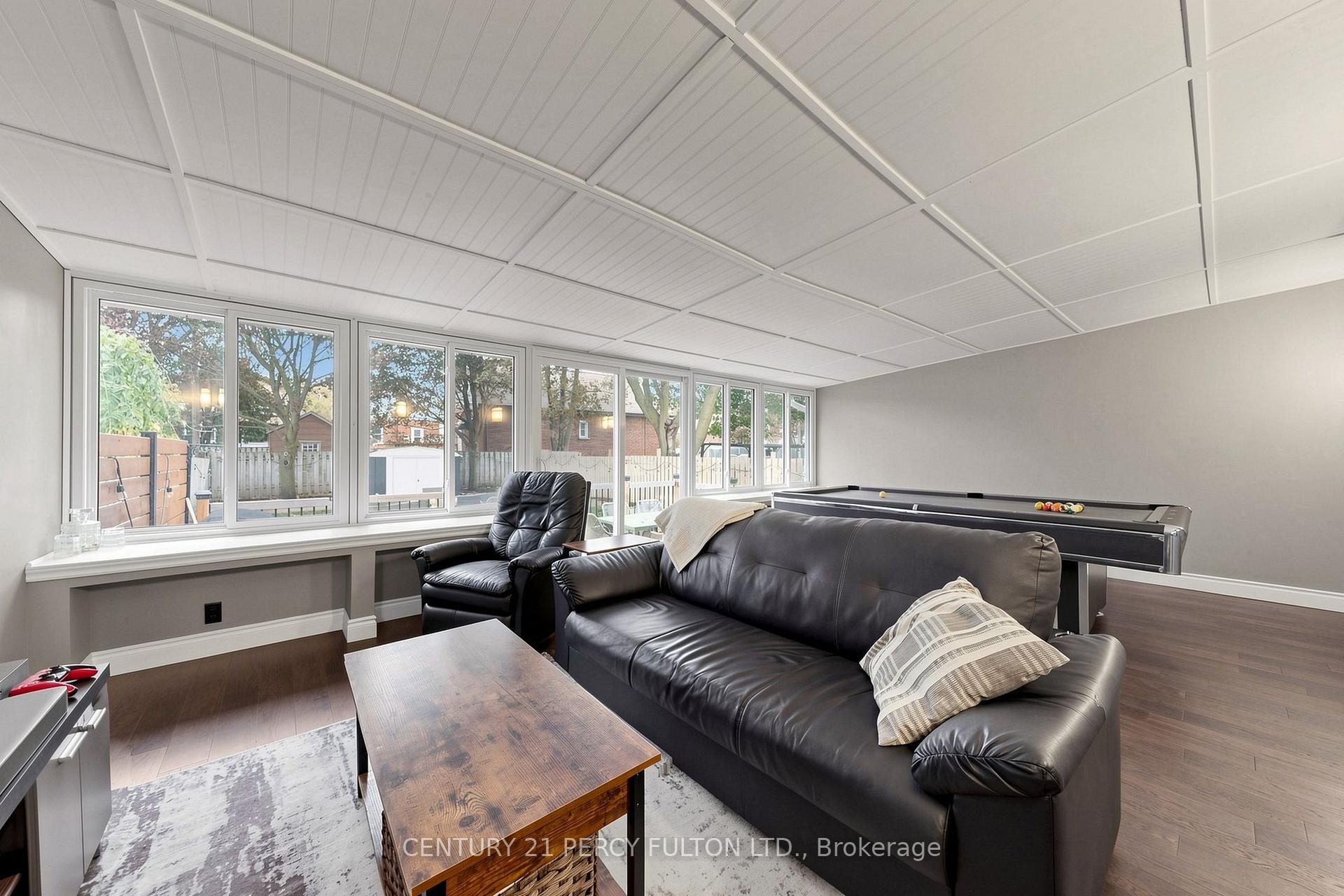 Photo 8 of 76 Arlington Avenue, Oshawa, O'Neill — HOMEH