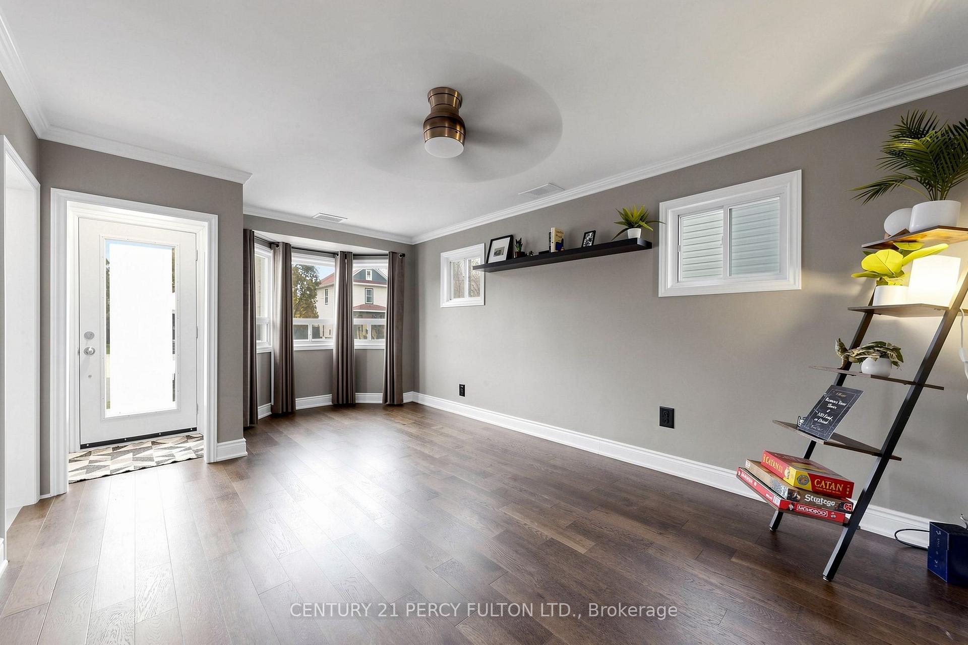 Photo 13 of 76 Arlington Avenue, Oshawa, O'Neill — HOMEH