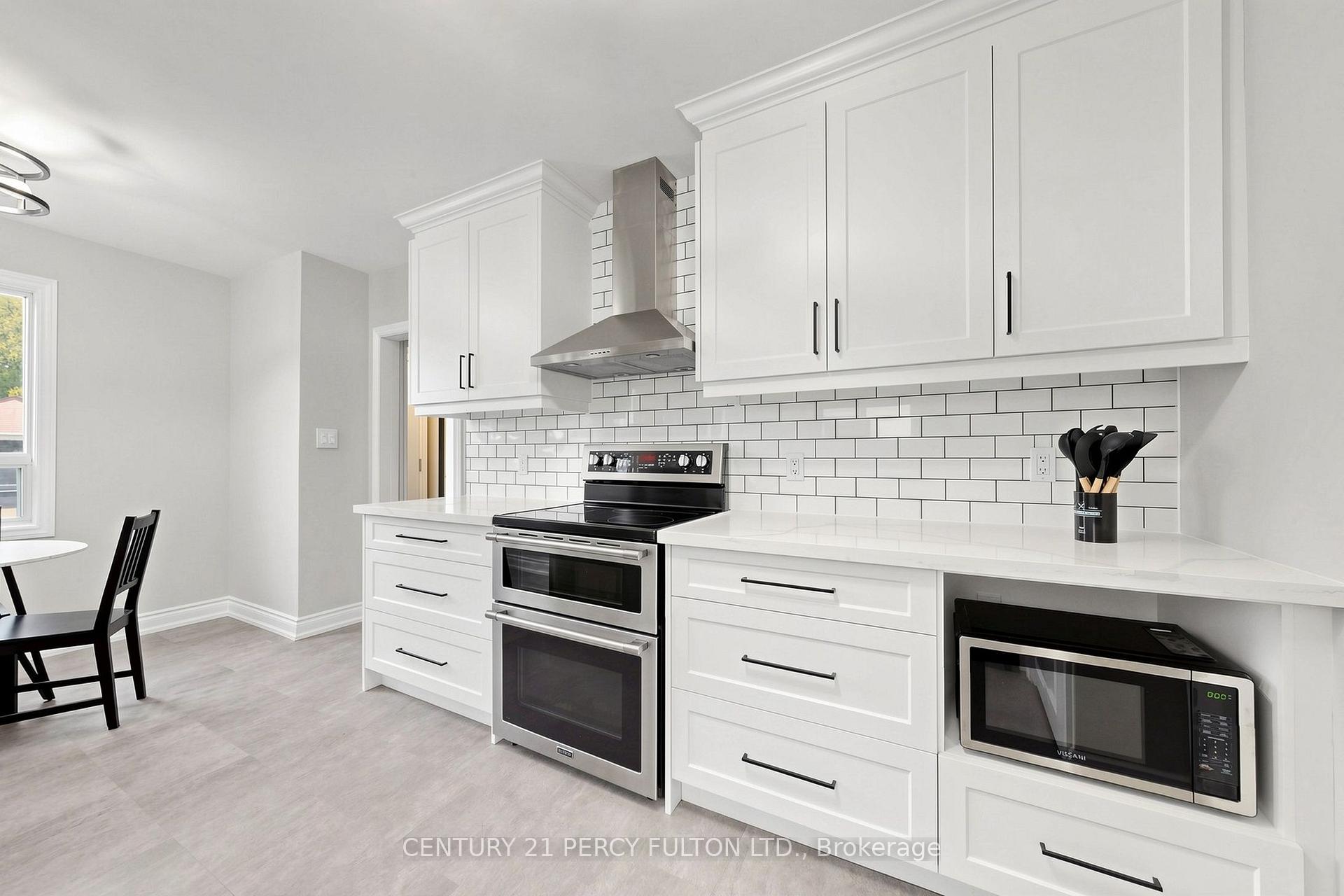 Photo 19 of 76 Arlington Avenue, Oshawa, O'Neill — HOMEH