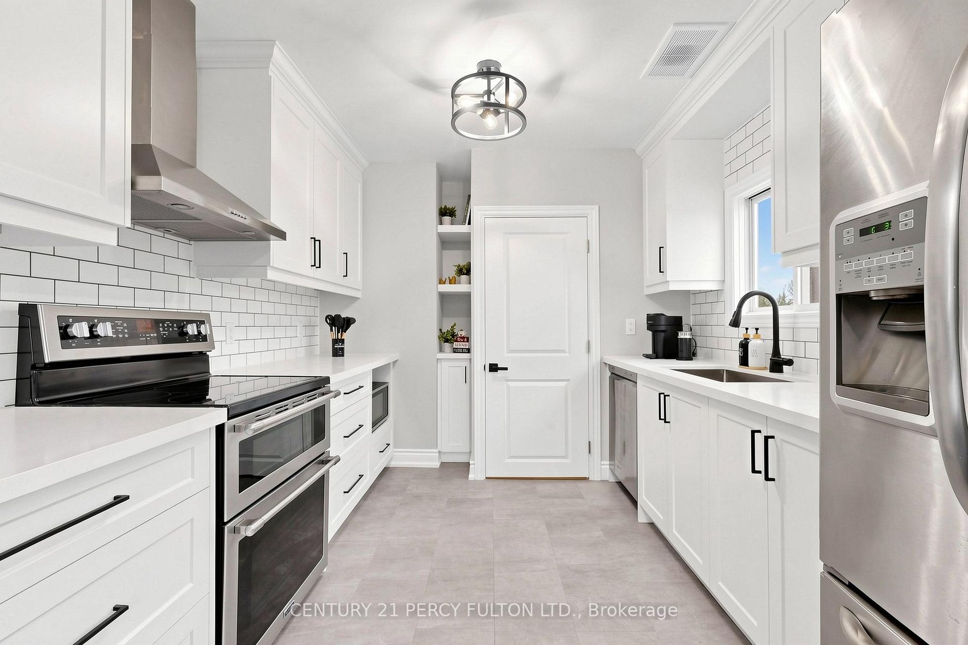 Photo 21 of 76 Arlington Avenue, Oshawa, O'Neill — HOMEH