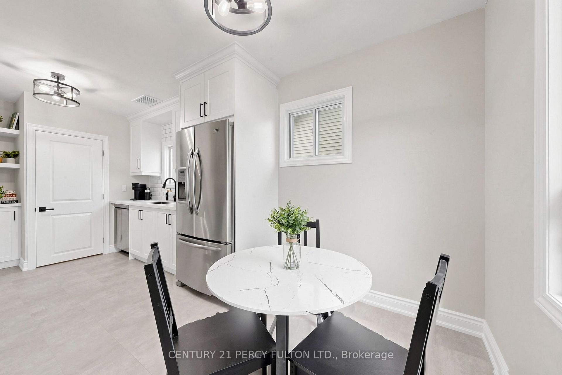Photo 24 of 76 Arlington Avenue, Oshawa, O'Neill — HOMEH