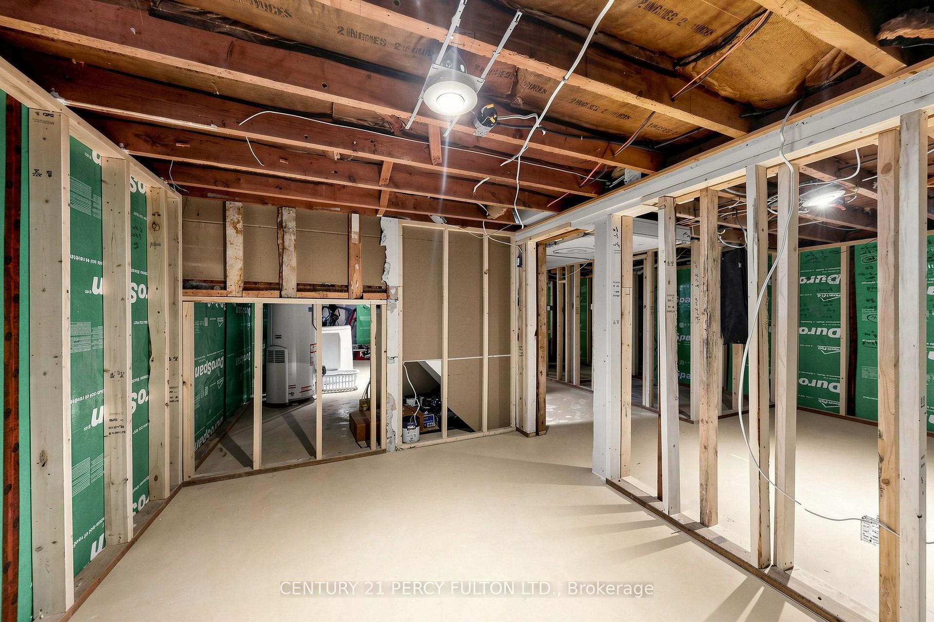 Photo 40 of 76 Arlington Avenue, Oshawa, O'Neill — HOMEH