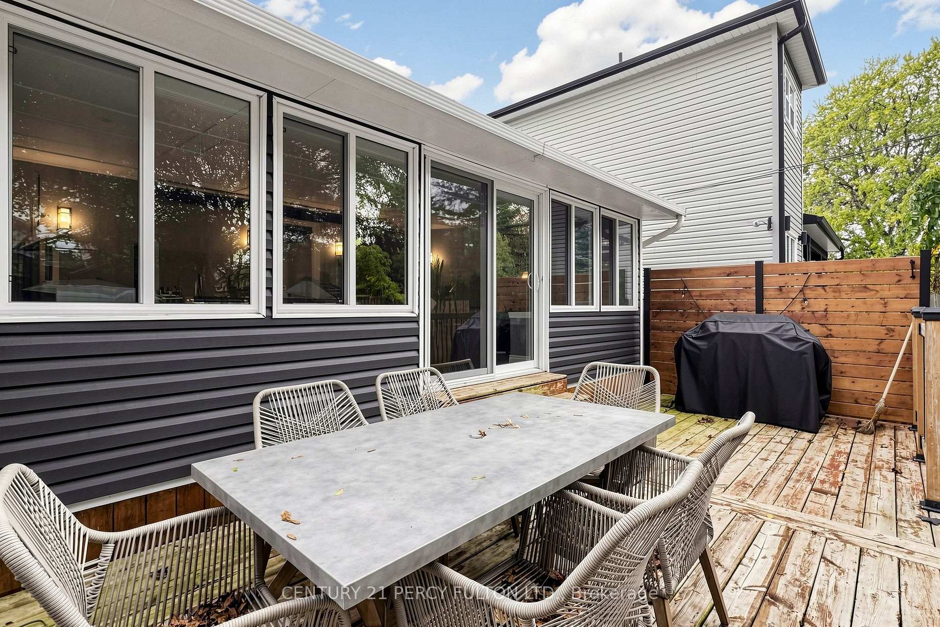 Photo 43 of 76 Arlington Avenue, Oshawa, O'Neill — HOMEH