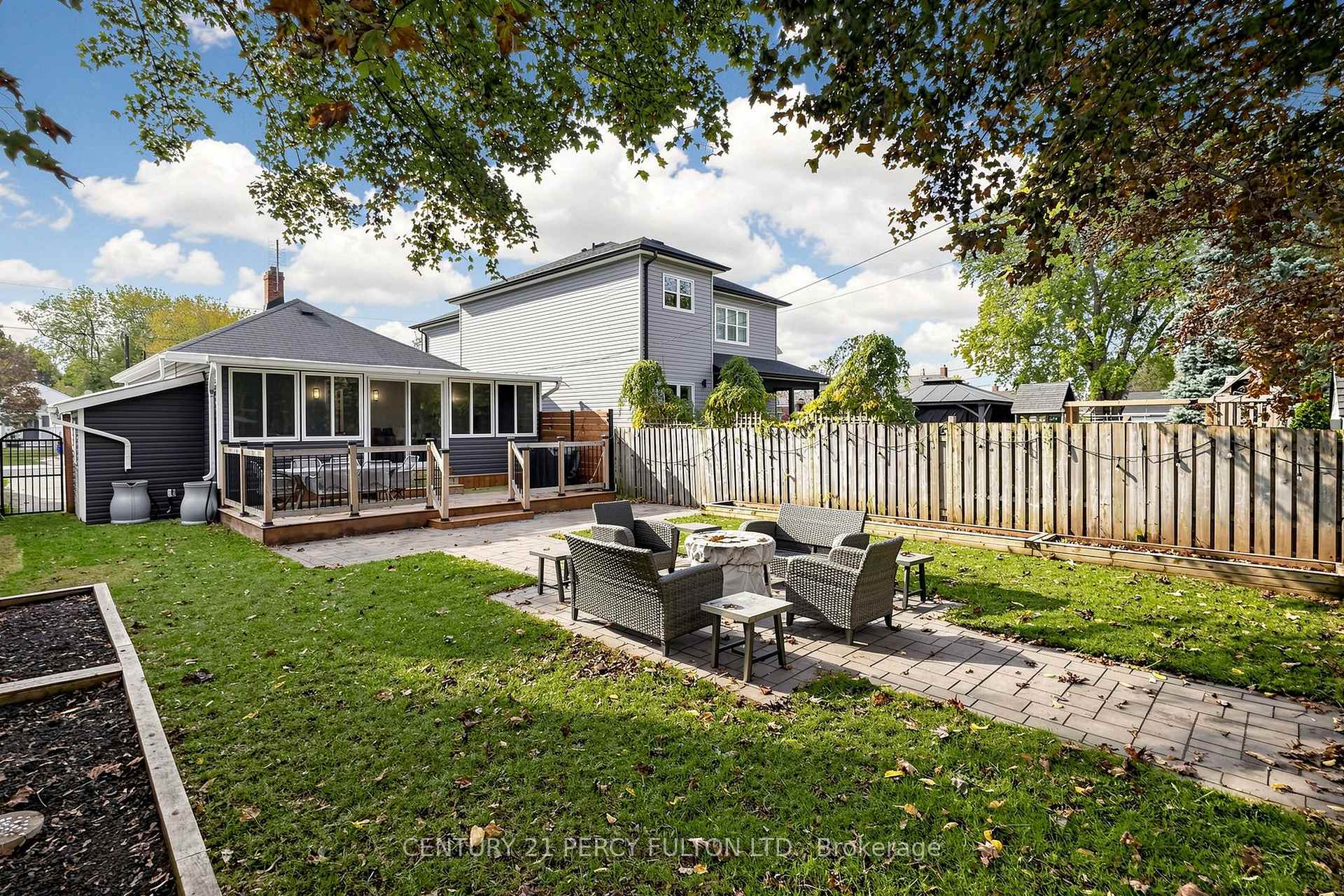 Photo 49 of 76 Arlington Avenue, Oshawa, O'Neill — HOMEH