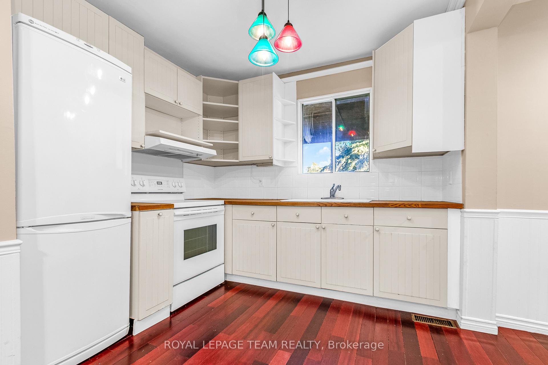 Photo 6 of 44 Ste Cecile Street, Ottawa, Vanier — HOMEH