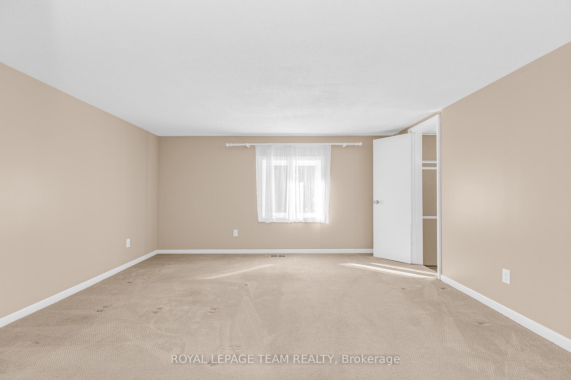 Photo 10 of 44 Ste Cecile Street, Ottawa, Vanier — HOMEH