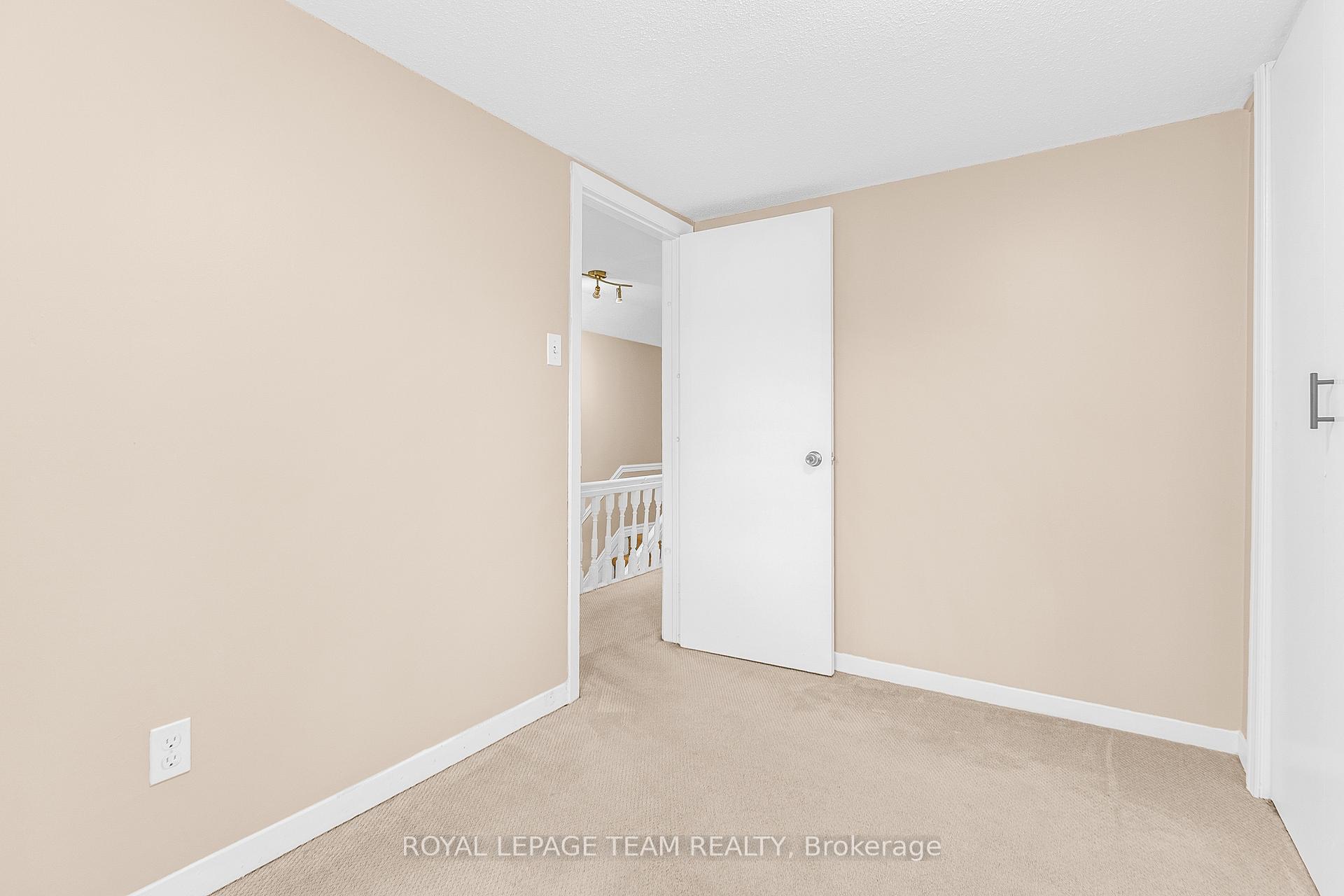 Photo 15 of 44 Ste Cecile Street, Ottawa, Vanier — HOMEH