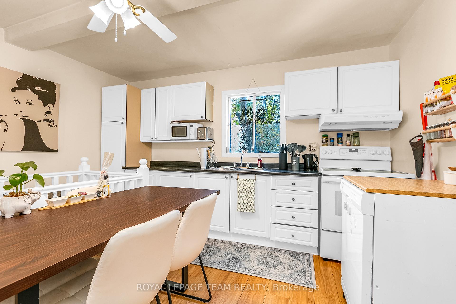 Photo 30 of 44 Ste Cecile Street, Ottawa, Vanier — HOMEH