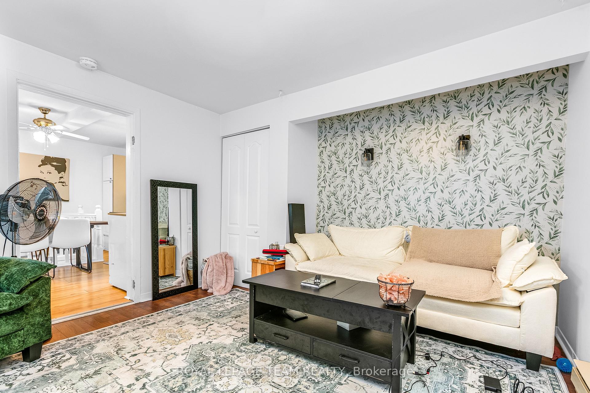 Photo 32 of 44 Ste Cecile Street, Ottawa, Vanier — HOMEH