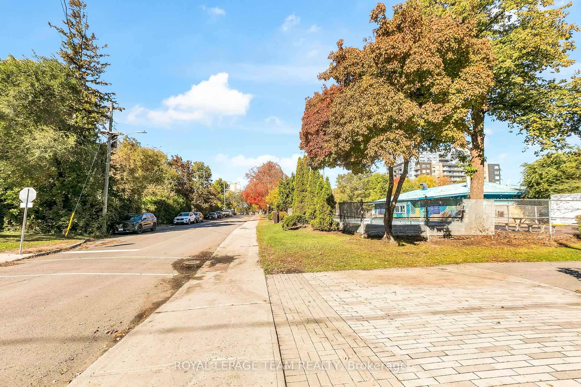 Photo 41 of 44 Ste Cecile Street, Ottawa, Vanier — HOMEH
