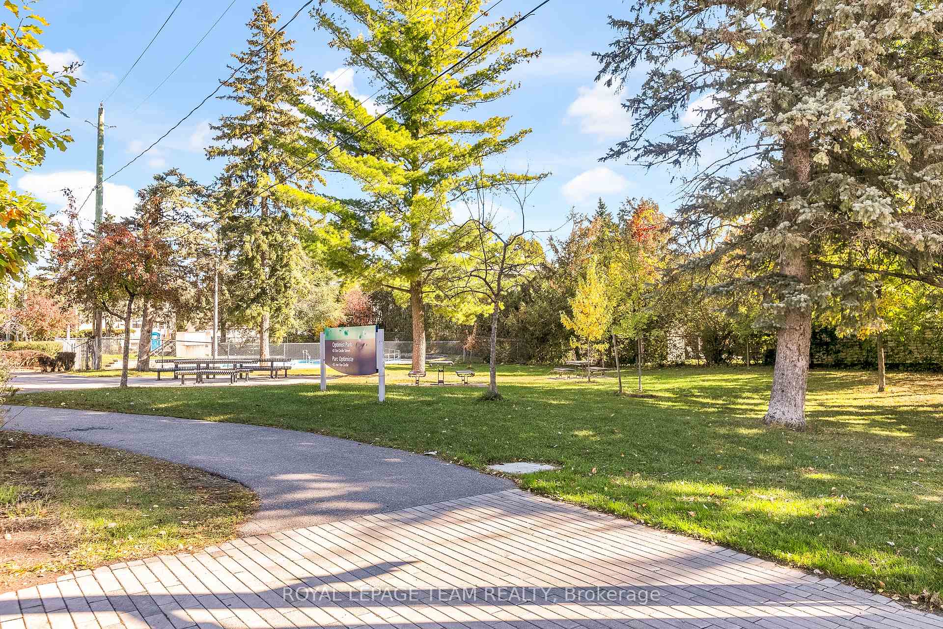 Photo 42 of 44 Ste Cecile Street, Ottawa, Vanier — HOMEH