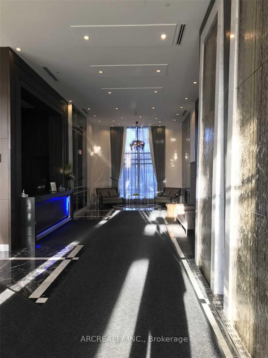 Photo 3 of Unit 208, 7608 Yonge Street, Vaughan, Crestwood-Springfarm-Yorkhill — HOMEH