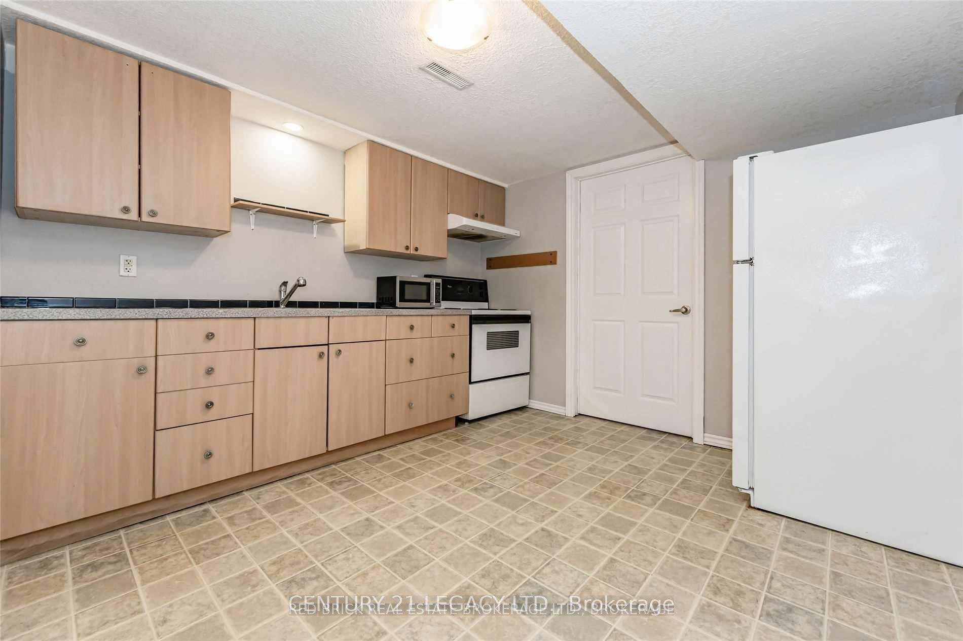 Photo 5 of Unit Bsmnt, 224 River Road, Kitchener, Heritage Park - Kitchener — HOMEH