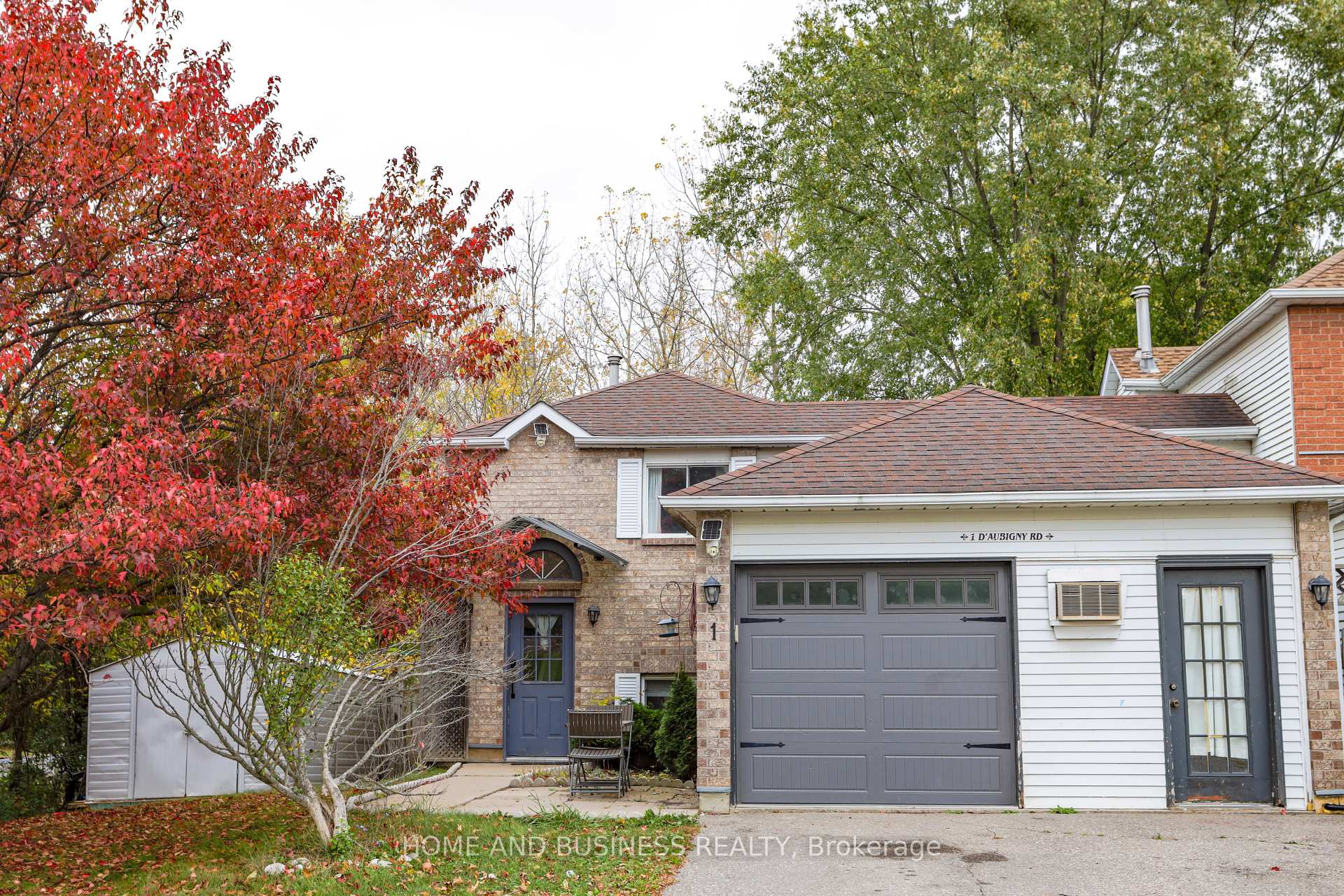 Photo 2 of 1 D'aubigny Road, Brantford, West Brant — HOMEH