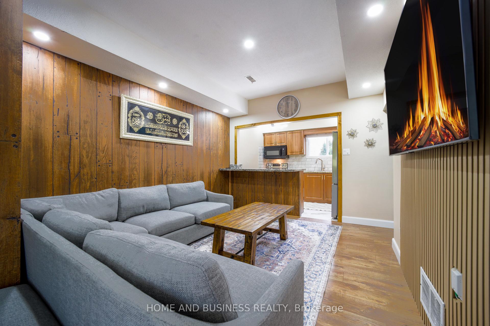 Photo 11 of 1 D'aubigny Road, Brantford, West Brant — HOMEH