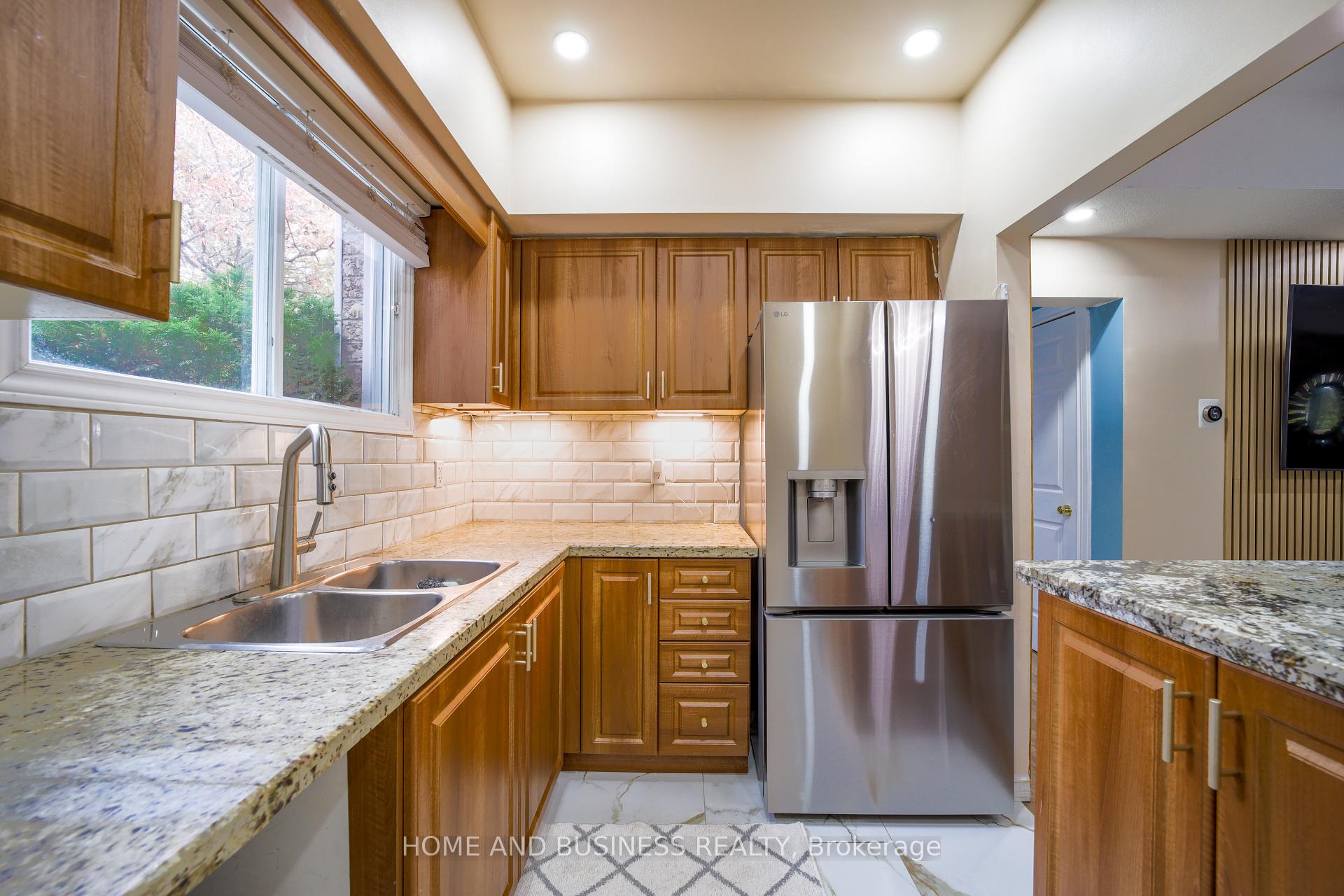 Photo 13 of 1 D'aubigny Road, Brantford, West Brant — HOMEH