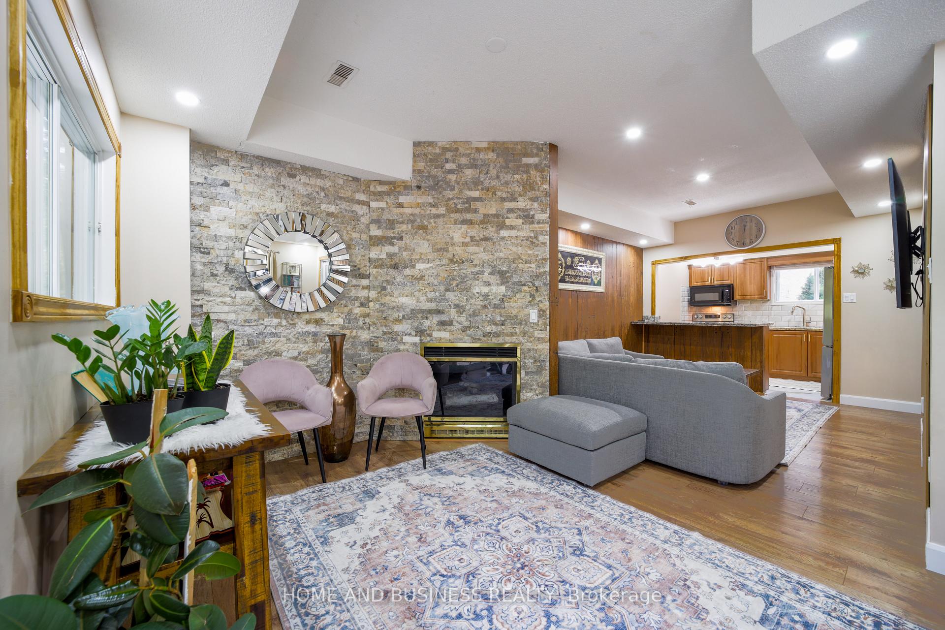 Photo 16 of 1 D'aubigny Road, Brantford, West Brant — HOMEH