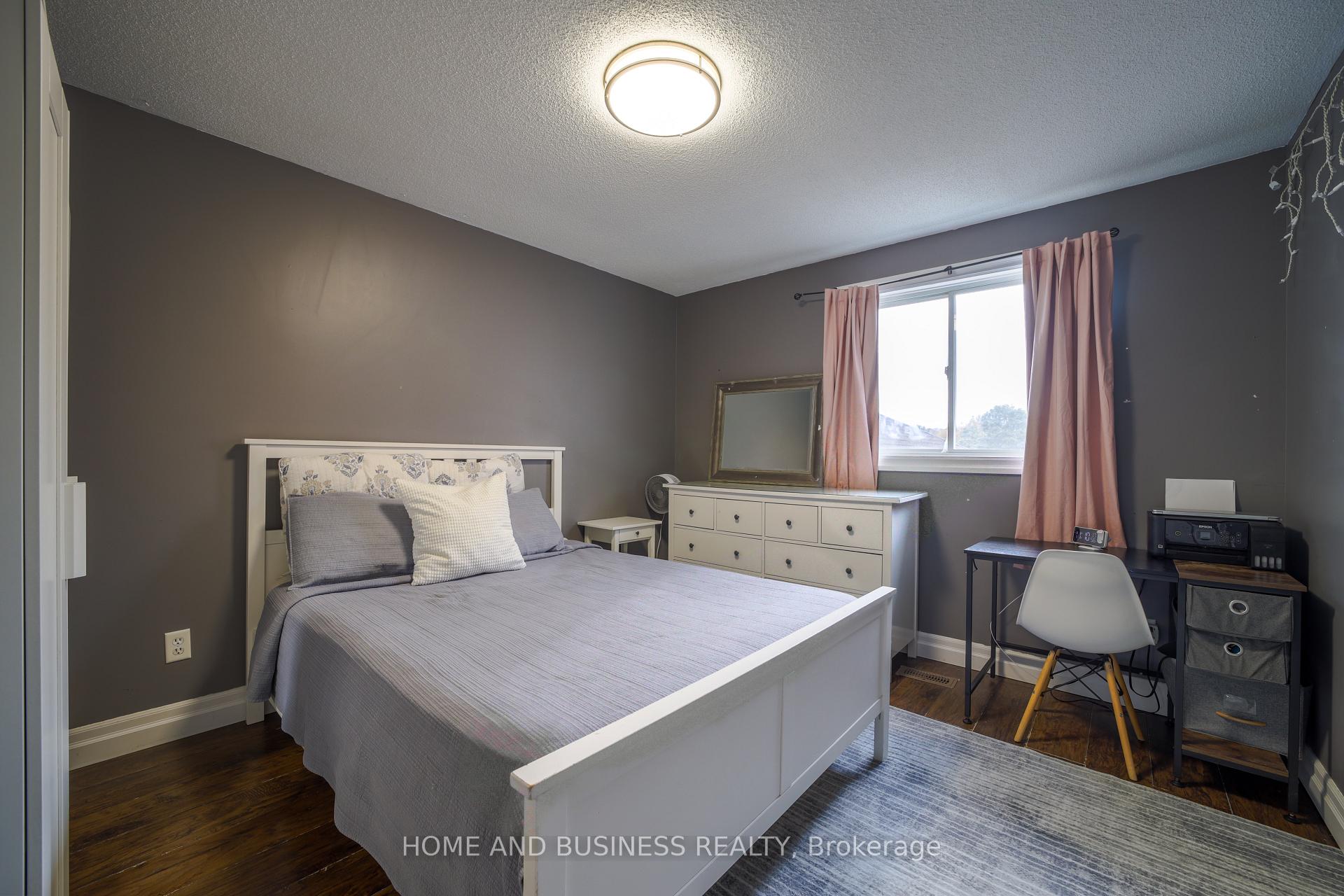 Photo 20 of 1 D'aubigny Road, Brantford, West Brant — HOMEH