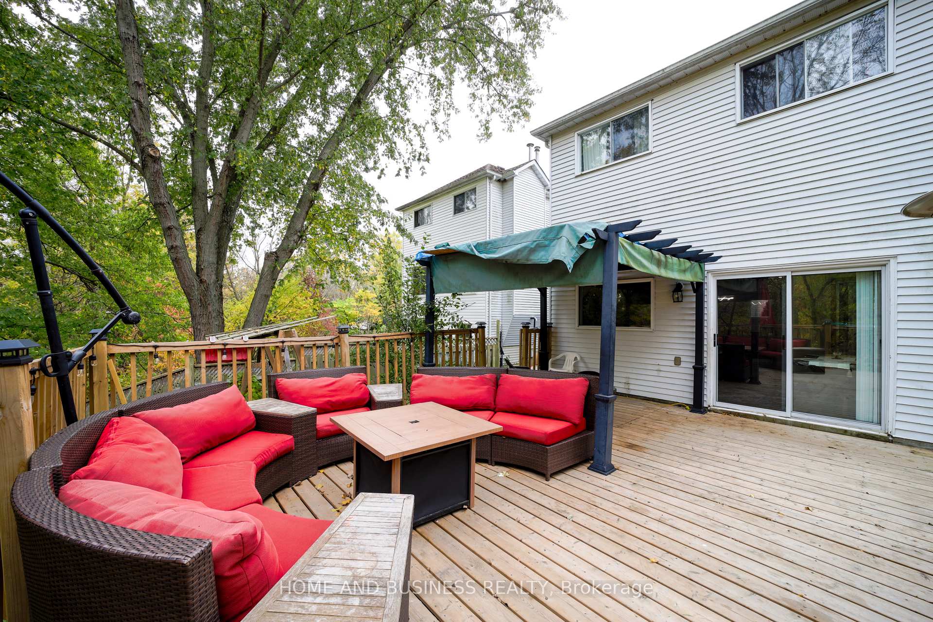 Photo 26 of 1 D'aubigny Road, Brantford, West Brant — HOMEH