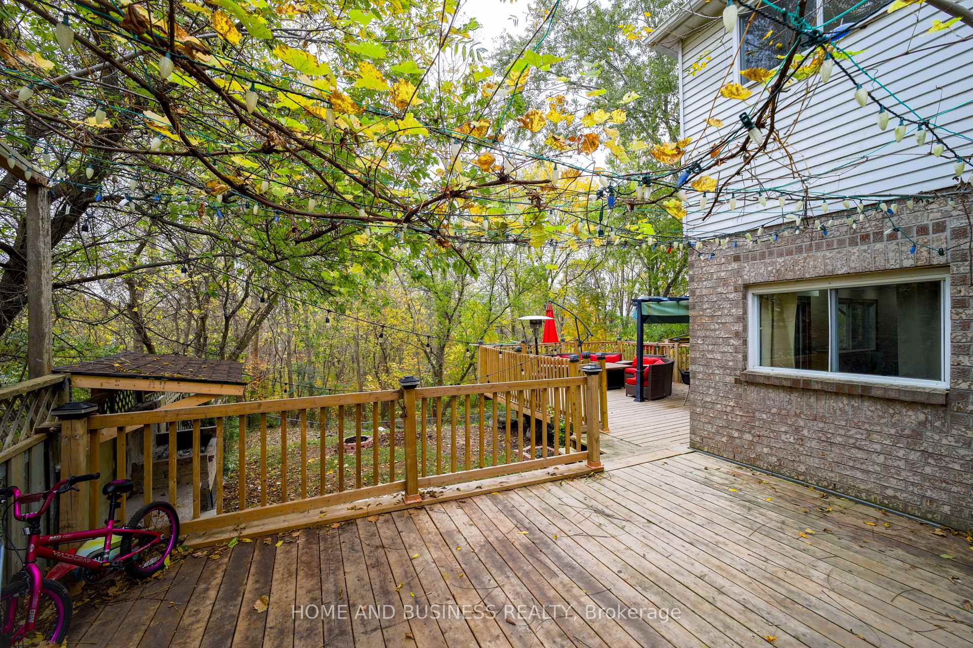 Photo 29 of 1 D'aubigny Road, Brantford, West Brant — HOMEH