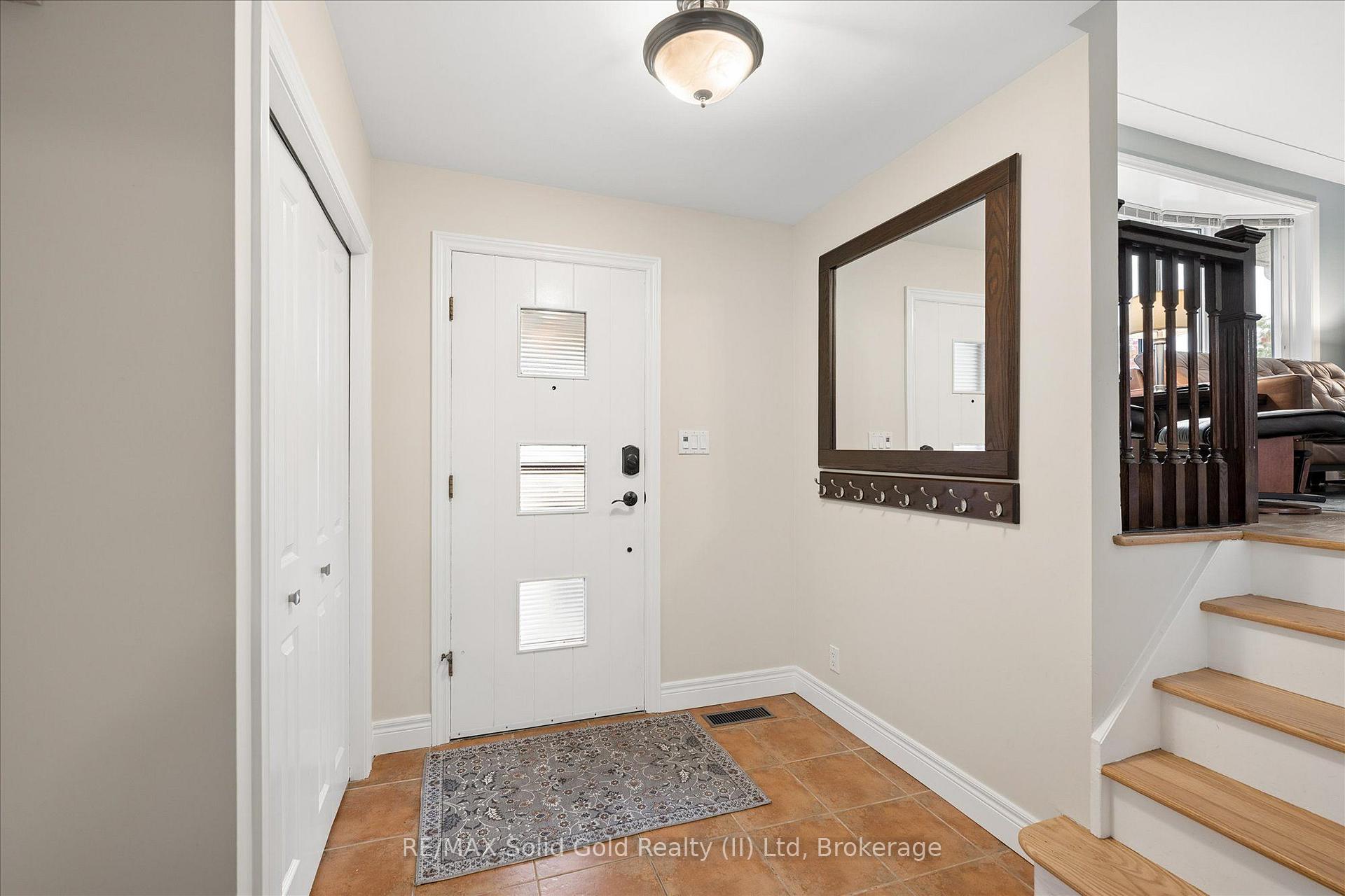 Photo 6 of 127 Gay Crescent, Kitchener, Stanley Park — HOMEH