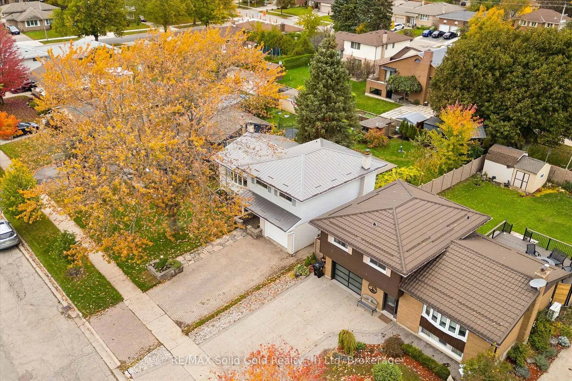 Photo 39 of 127 Gay Crescent, Kitchener, Stanley Park — HOMEH