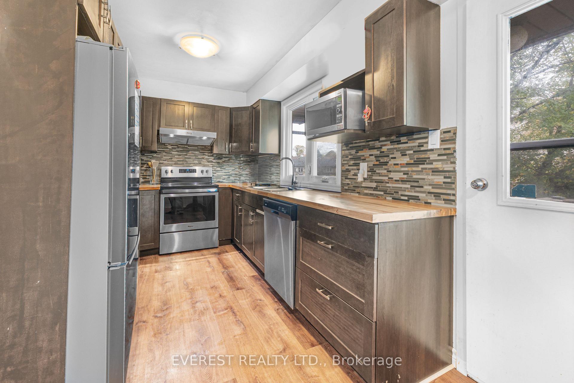Photo 10 of Unit 60, 3205 Uplands Drive, Ottawa, Hunt Club Woods — HOMEH