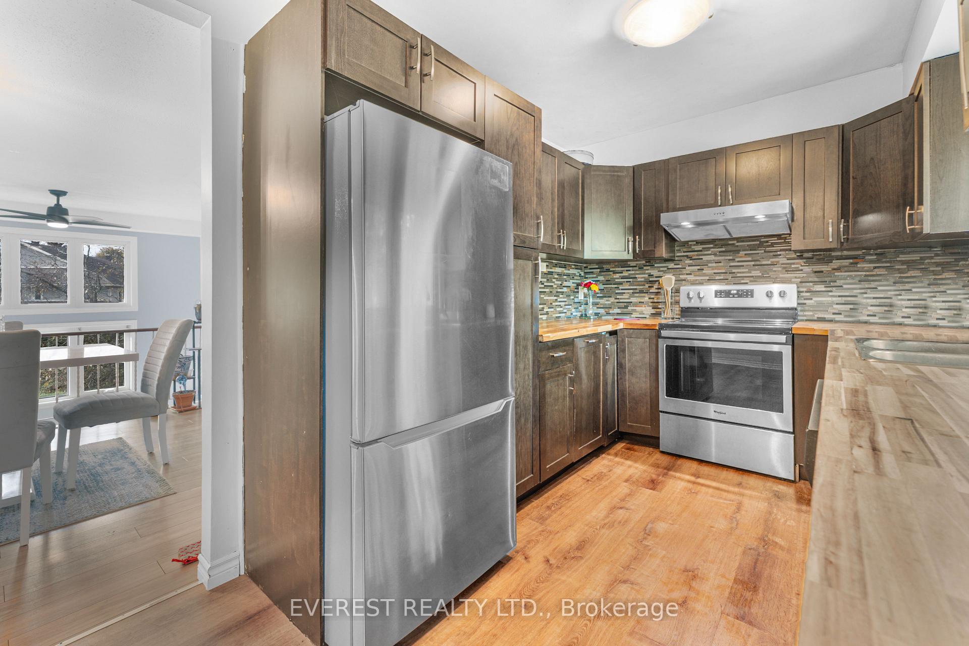 Photo 11 of Unit 60, 3205 Uplands Drive, Ottawa, Hunt Club Woods — HOMEH