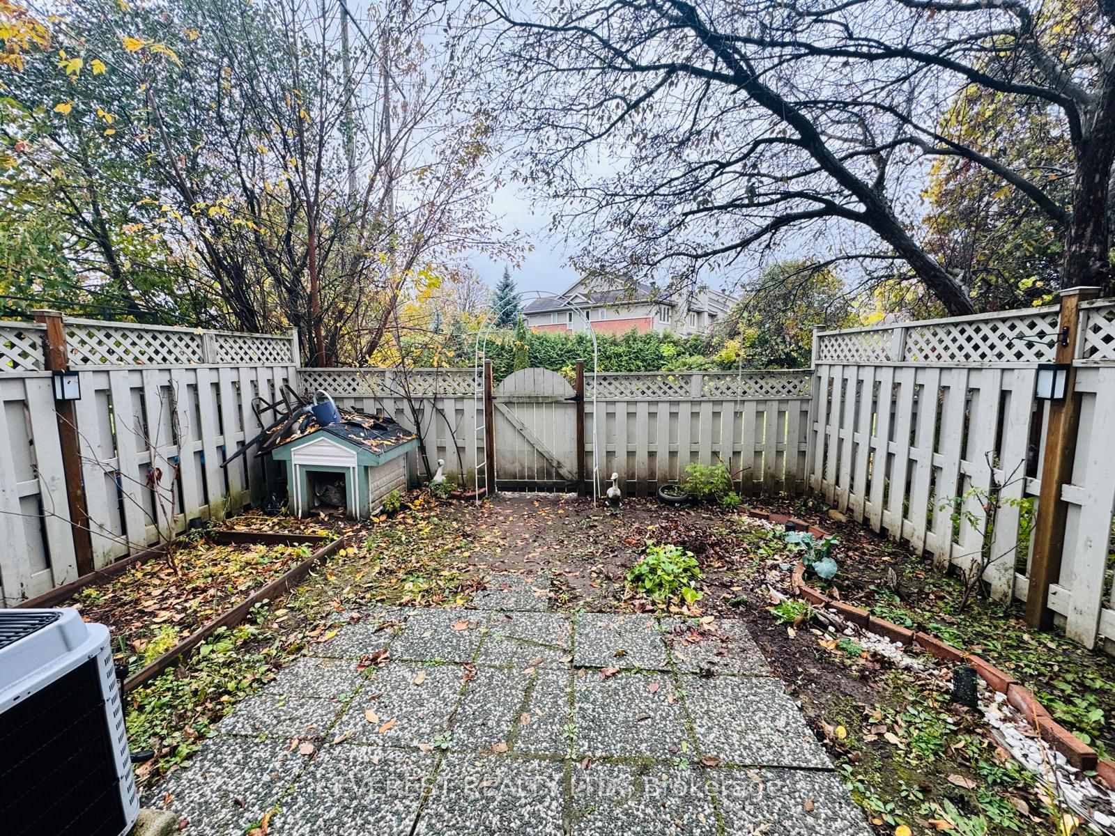Photo 27 of Unit 60, 3205 Uplands Drive, Ottawa, Hunt Club Woods — HOMEH