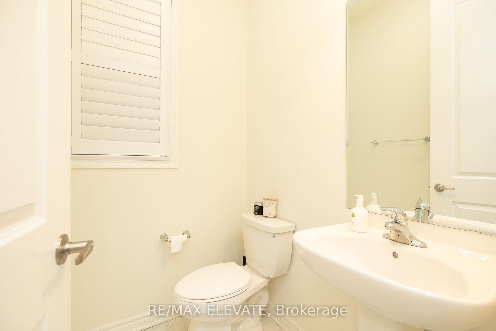 Photo 5 of 1400 Stillmeadow Lane, Pickering, Rural Pickering — HOMEH