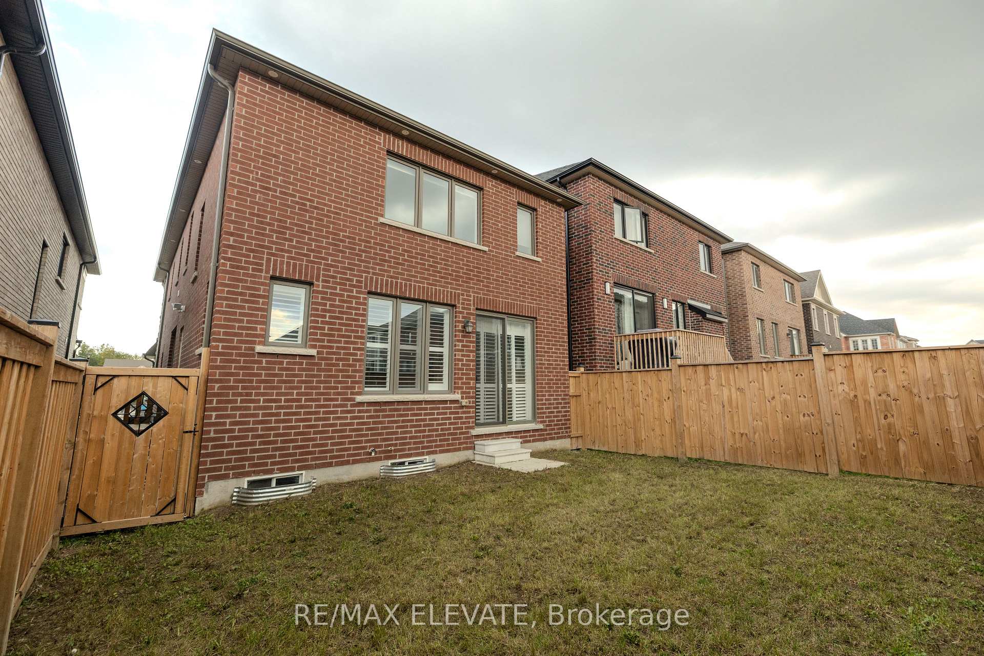 Photo 24 of 1400 Stillmeadow Lane, Pickering, Rural Pickering — HOMEH