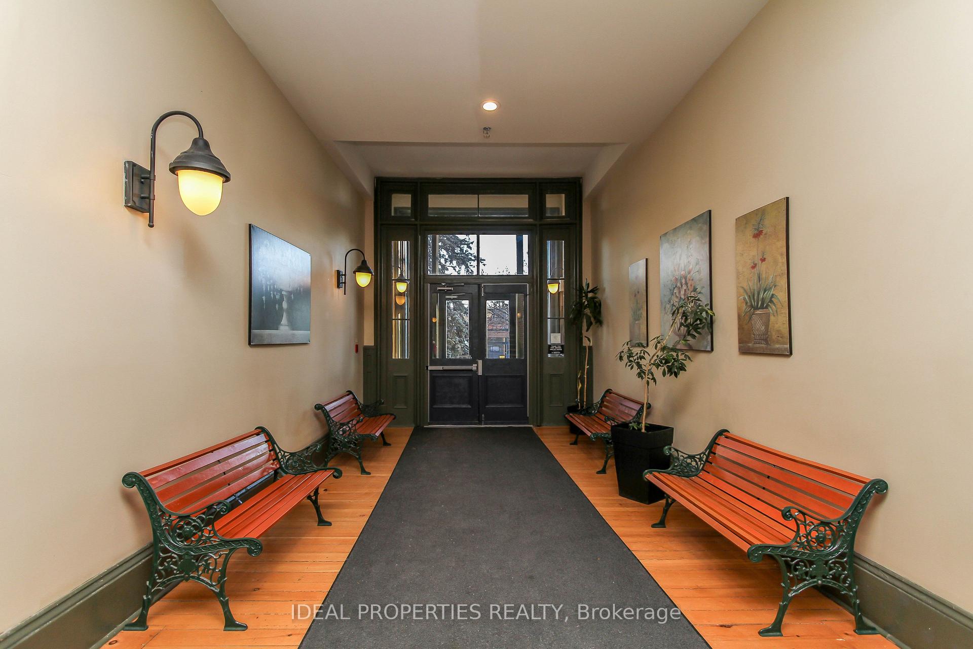Photo 2 of Unit 101, 589 Rideau Street, Ottawa, Lower Town — HOMEH