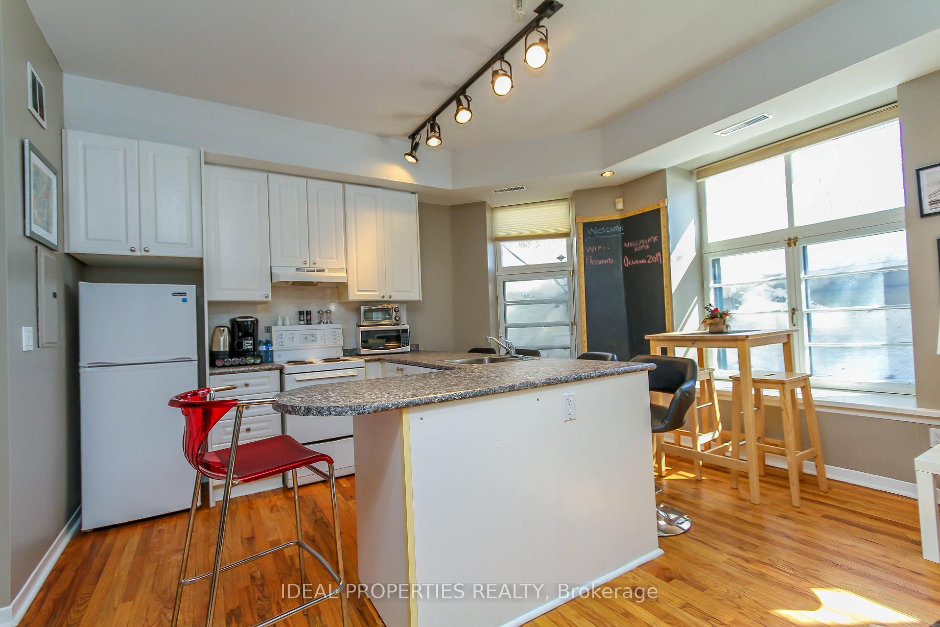 Photo 12 of Unit 101, 589 Rideau Street, Ottawa, Lower Town — HOMEH