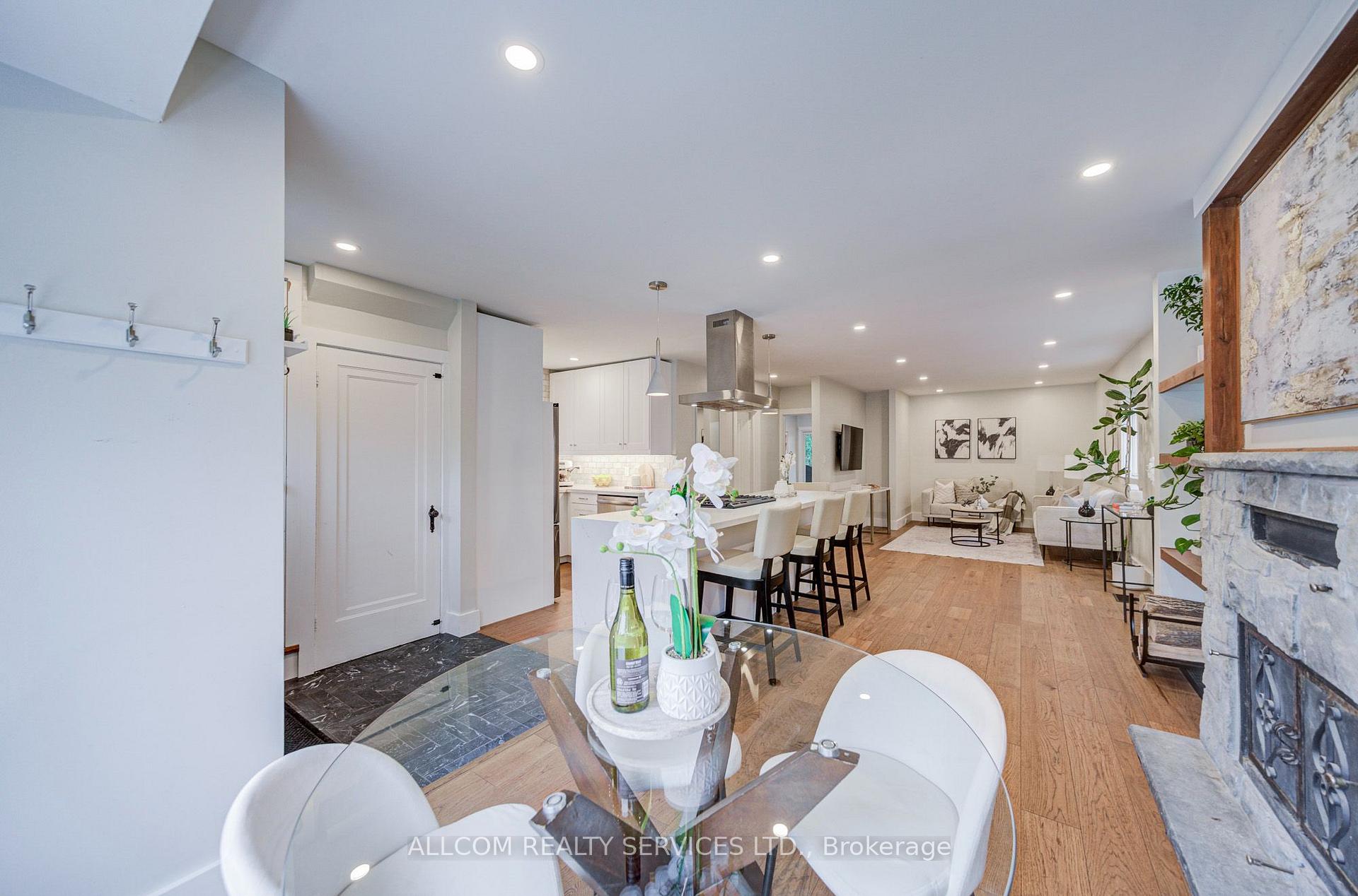 Photo 9 of 164 Glenvale Boulevard, Toronto, Leaside — HOMEH