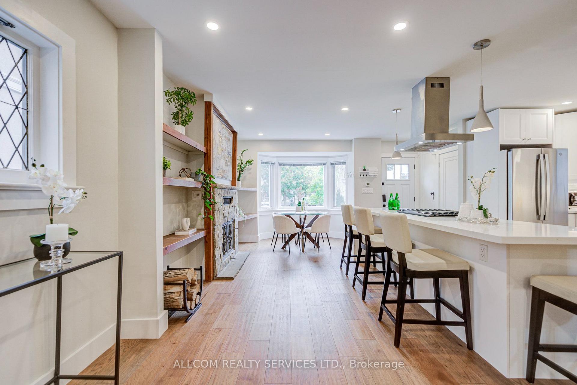 Photo 18 of 164 Glenvale Boulevard, Toronto, Leaside — HOMEH