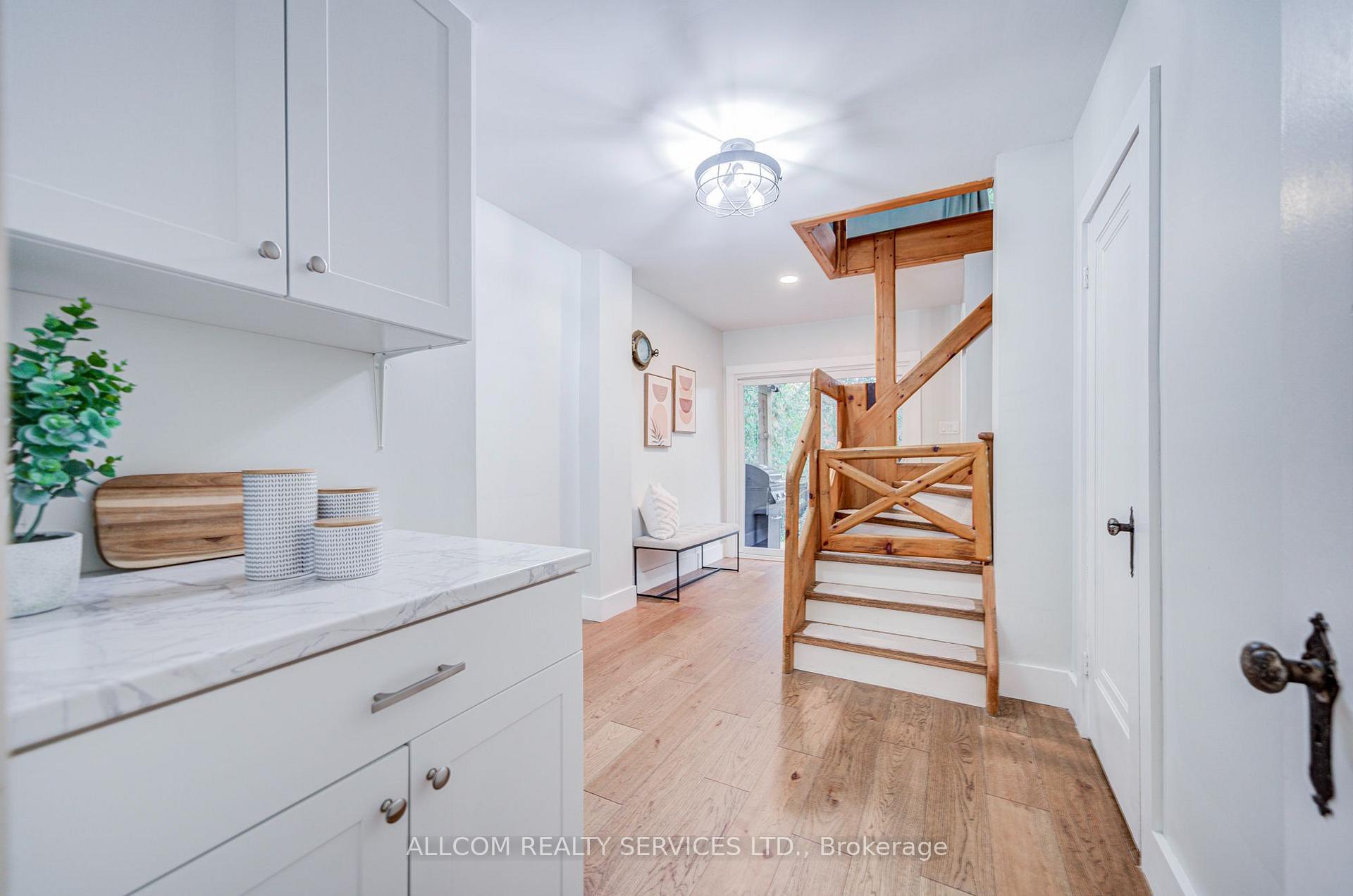Photo 25 of 164 Glenvale Boulevard, Toronto, Leaside — HOMEH