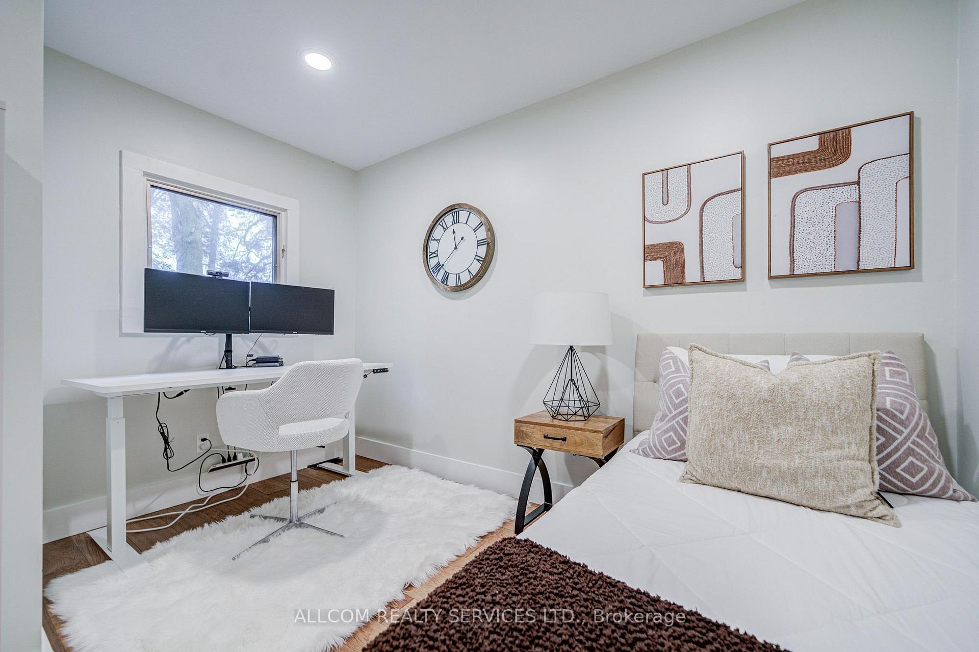 Photo 28 of 164 Glenvale Boulevard, Toronto, Leaside — HOMEH