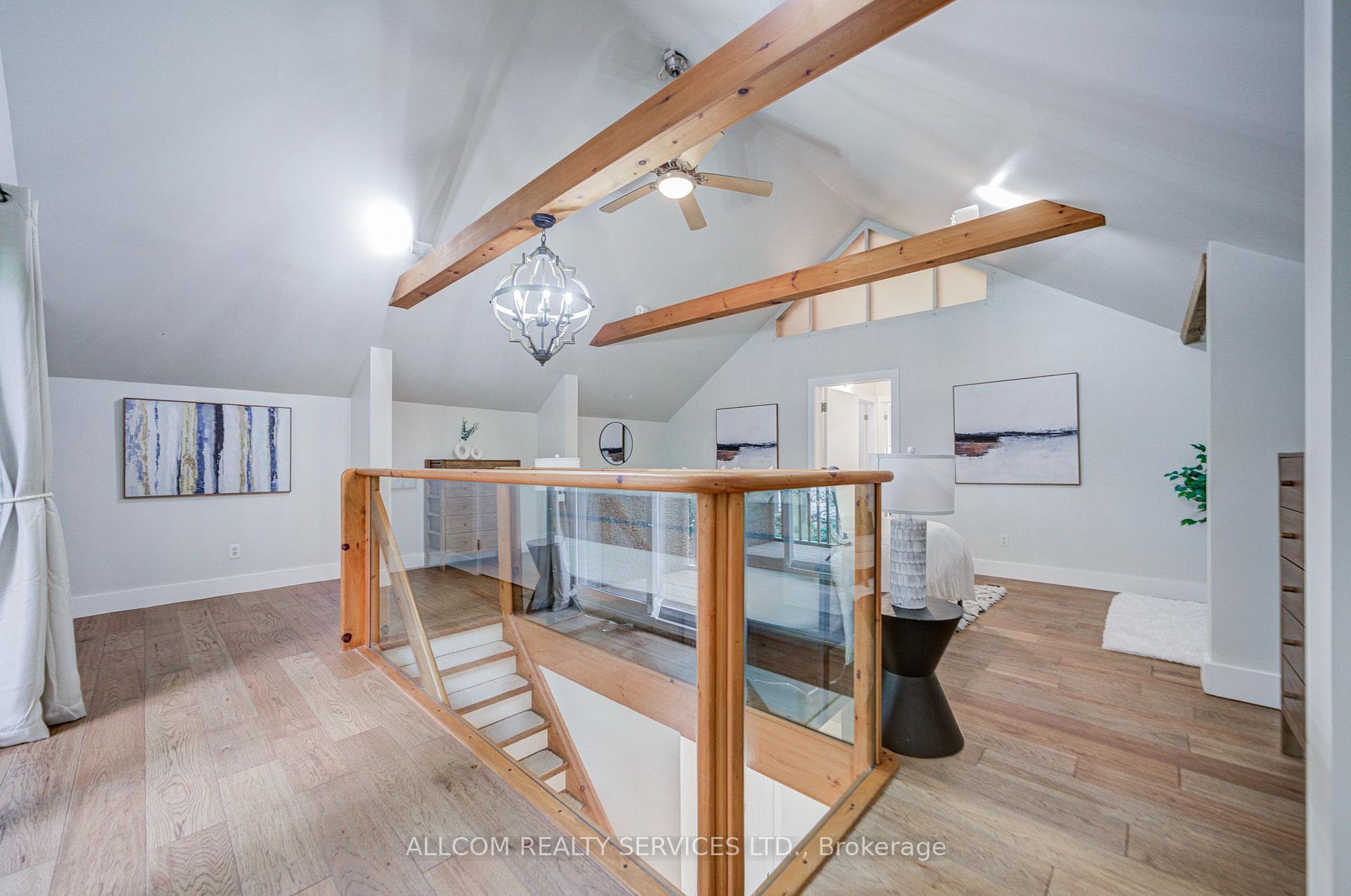 Photo 32 of 164 Glenvale Boulevard, Toronto, Leaside — HOMEH