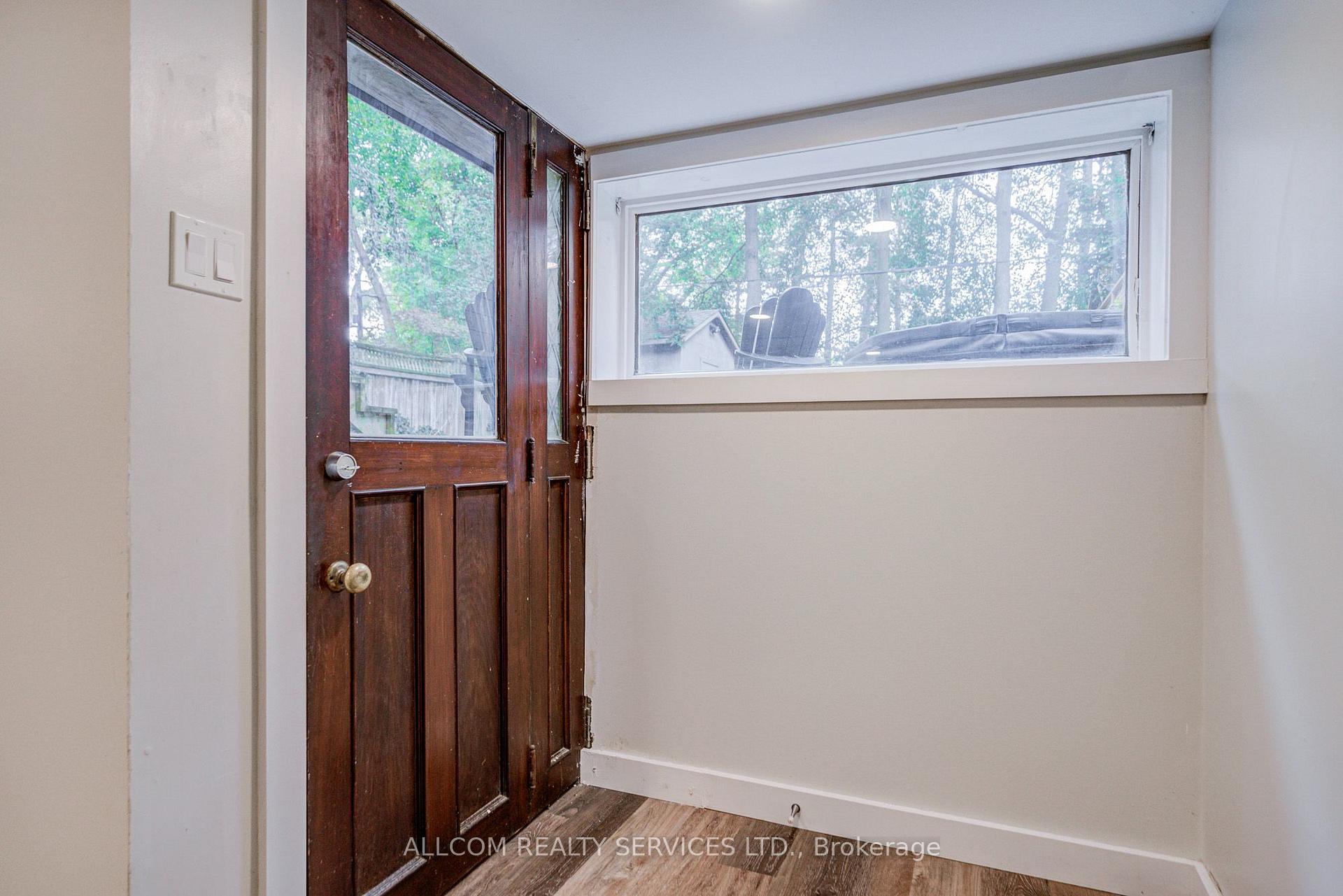 Photo 45 of 164 Glenvale Boulevard, Toronto, Leaside — HOMEH