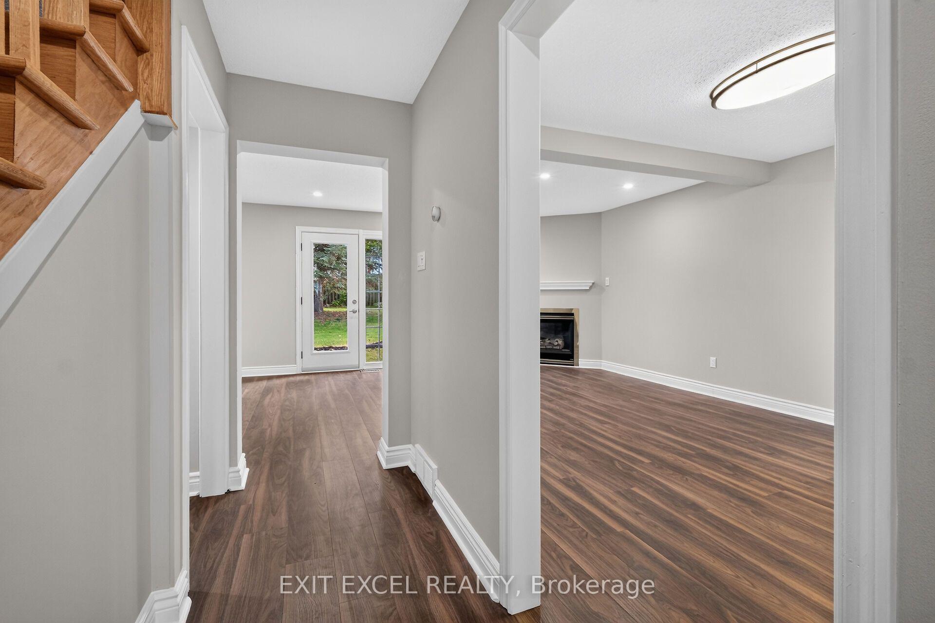 Photo 5 of 2712 Baseline Road, Ottawa, Leslie Park — HOMEH