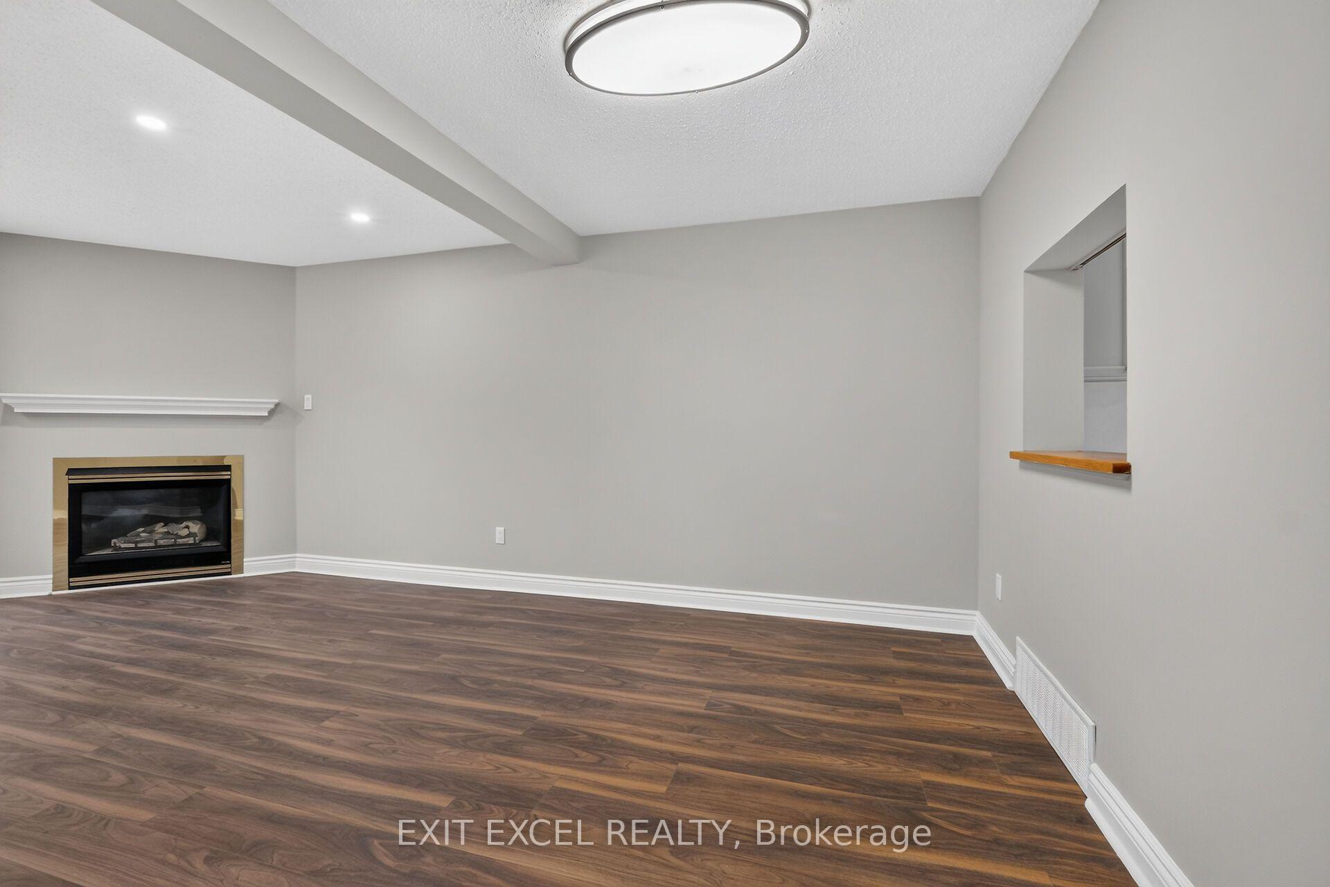 Photo 14 of 2712 Baseline Road, Ottawa, Leslie Park — HOMEH
