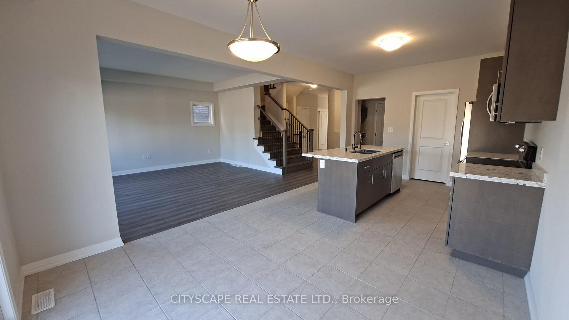 Photo 3 of 69 Bur Oak Drive, Thorold, Confederation Heights — HOMEH