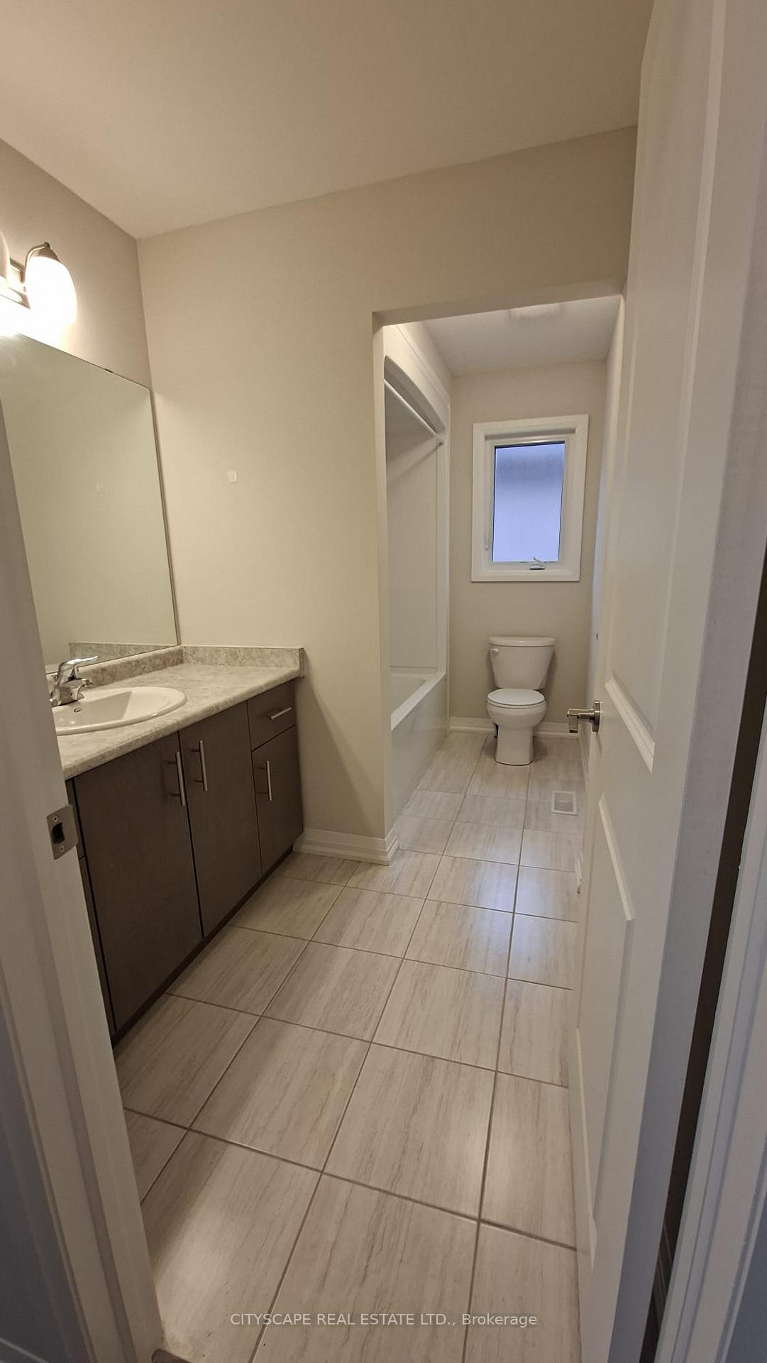 Photo 14 of 69 Bur Oak Drive, Thorold, Confederation Heights — HOMEH