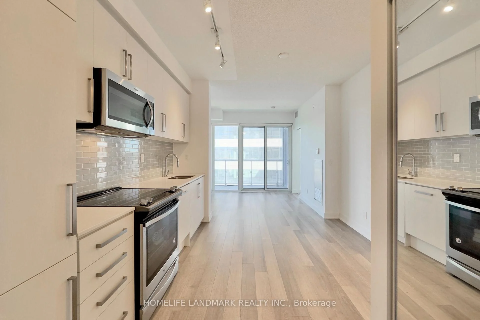 Photo of Unit 704, 5180 Yonge Street