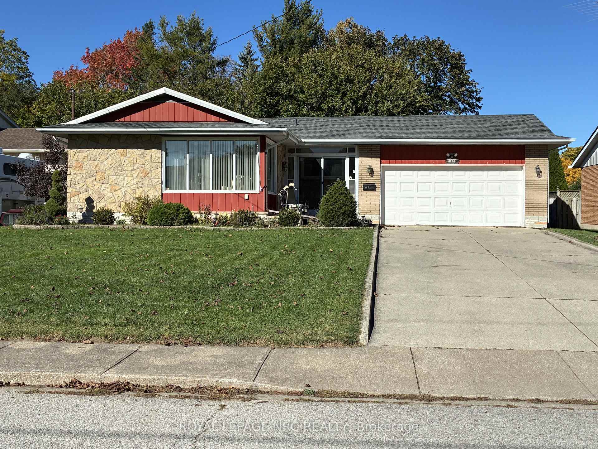 Photo 1 of 6725 Randy Drive, Niagara Falls, Morrison — HOMEH