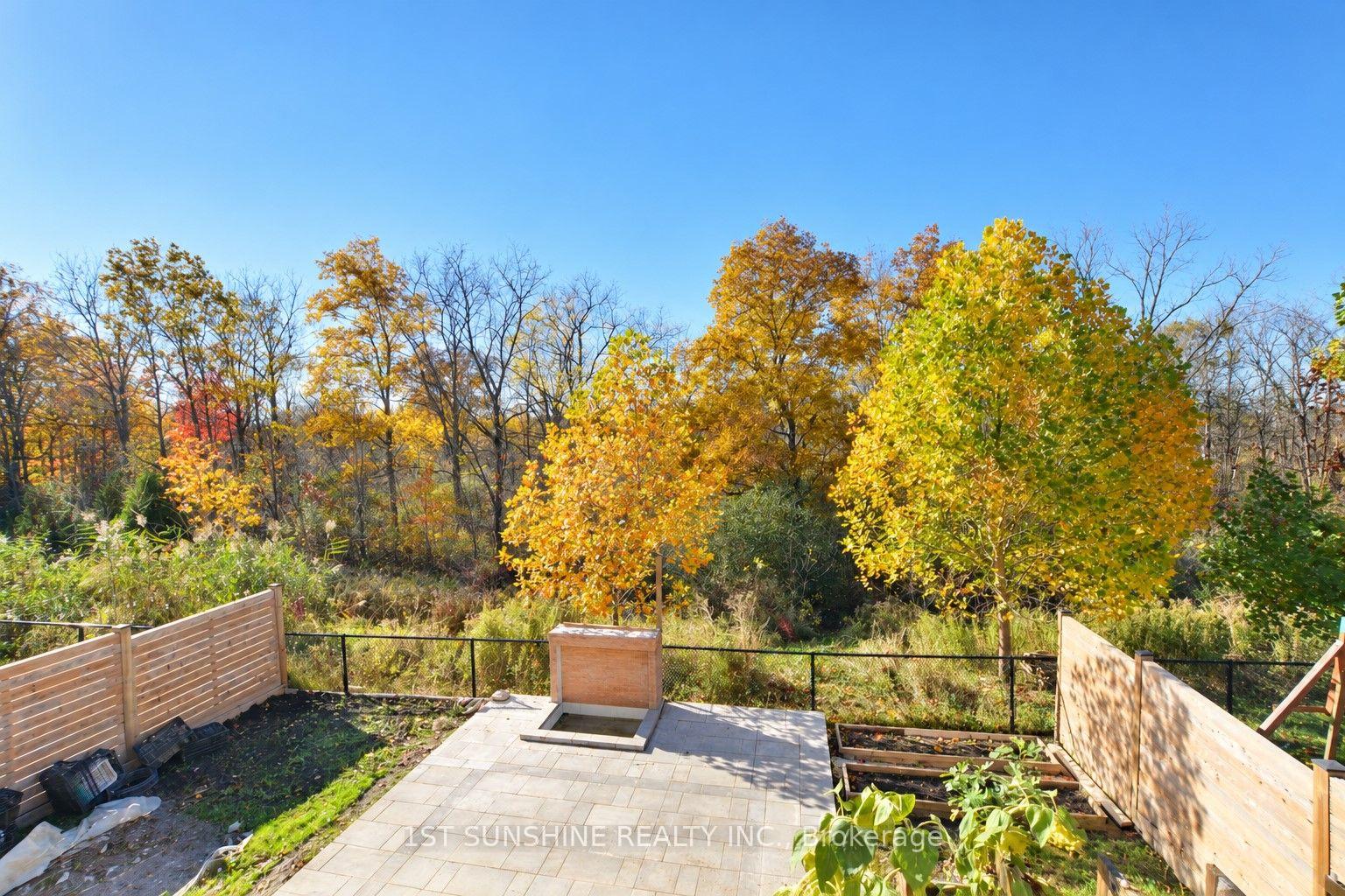 Photo 6 of 7 Fleming Crescent, Haldimand — HOMEH